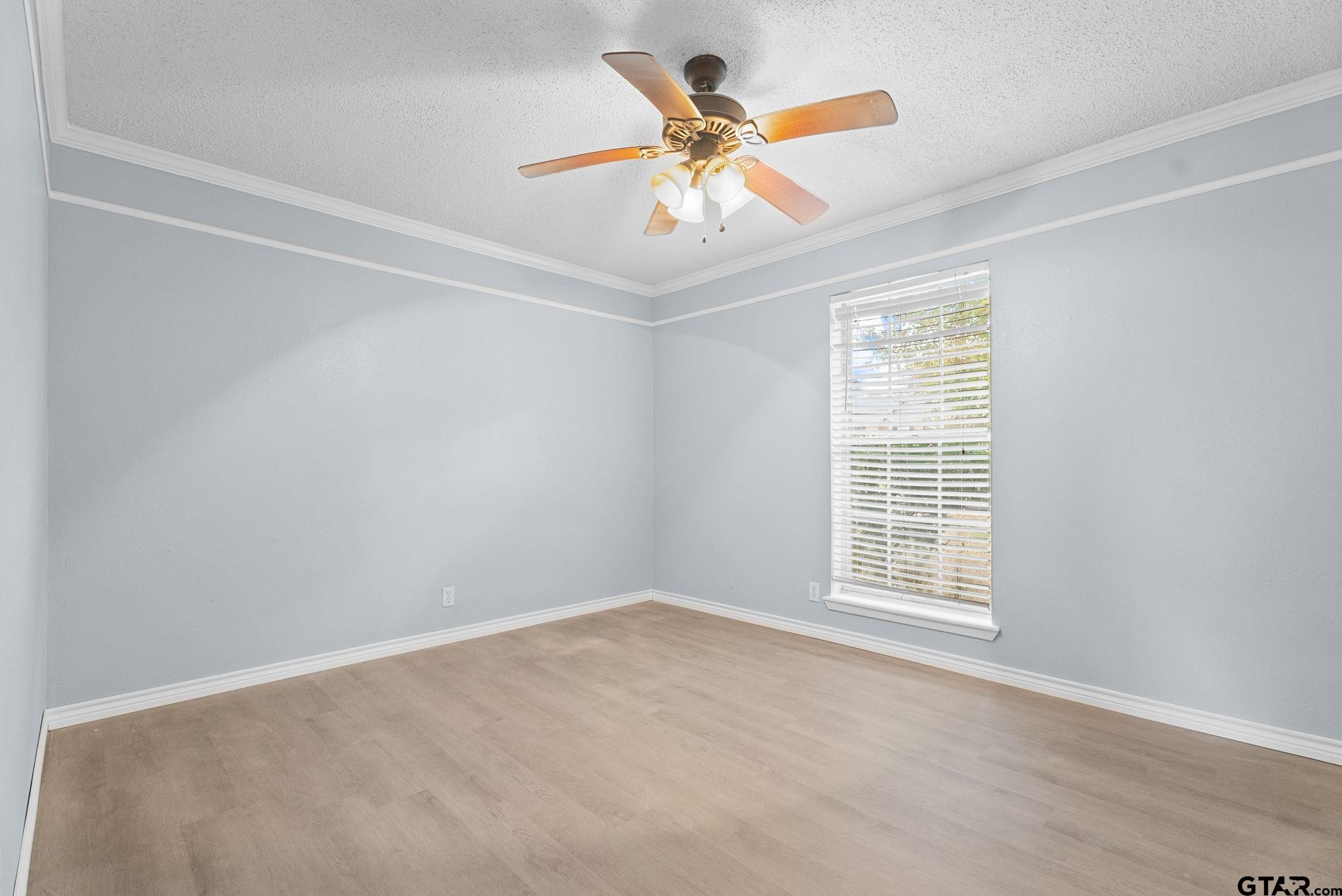 1811 Picadilly Place