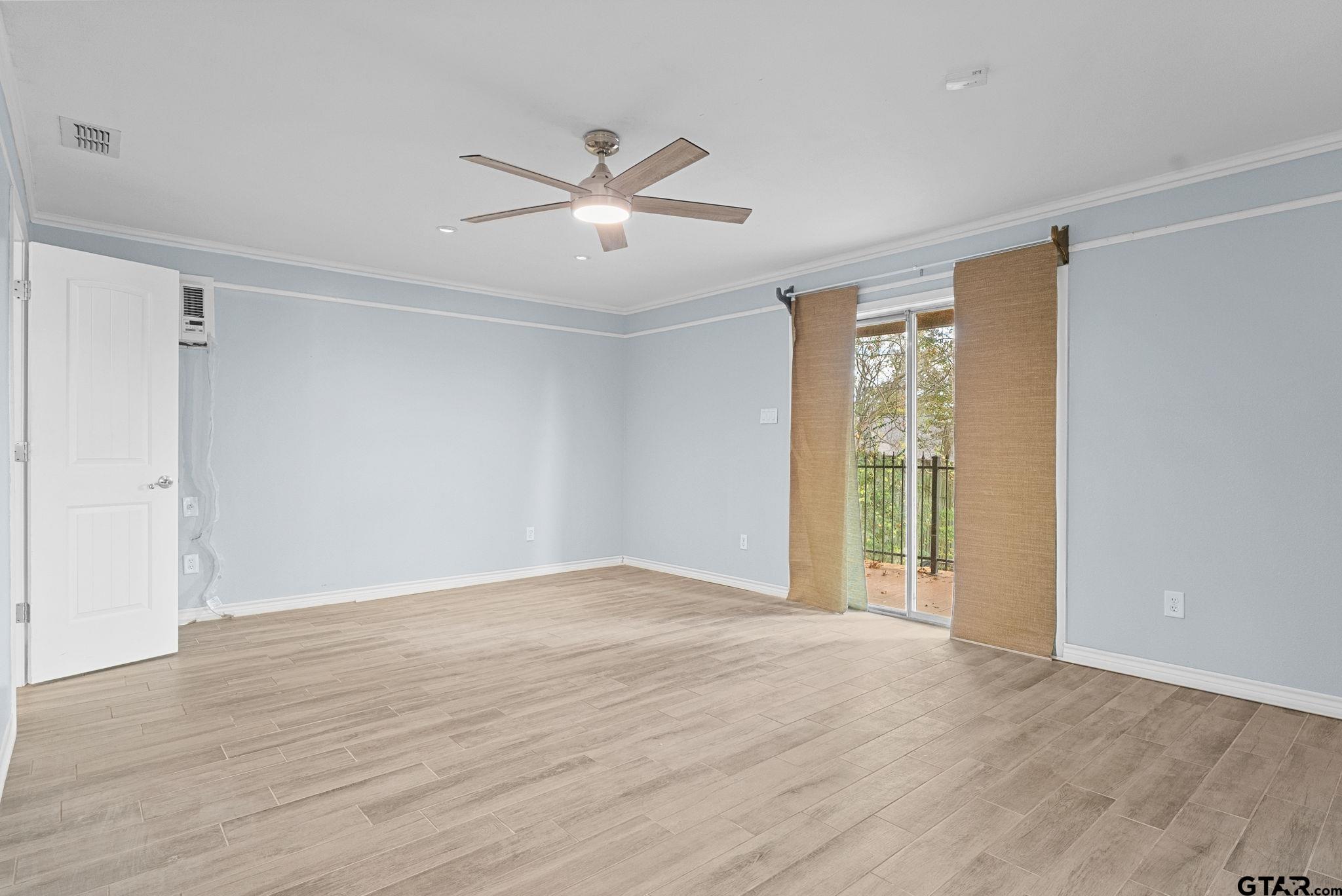 1811 Picadilly Place