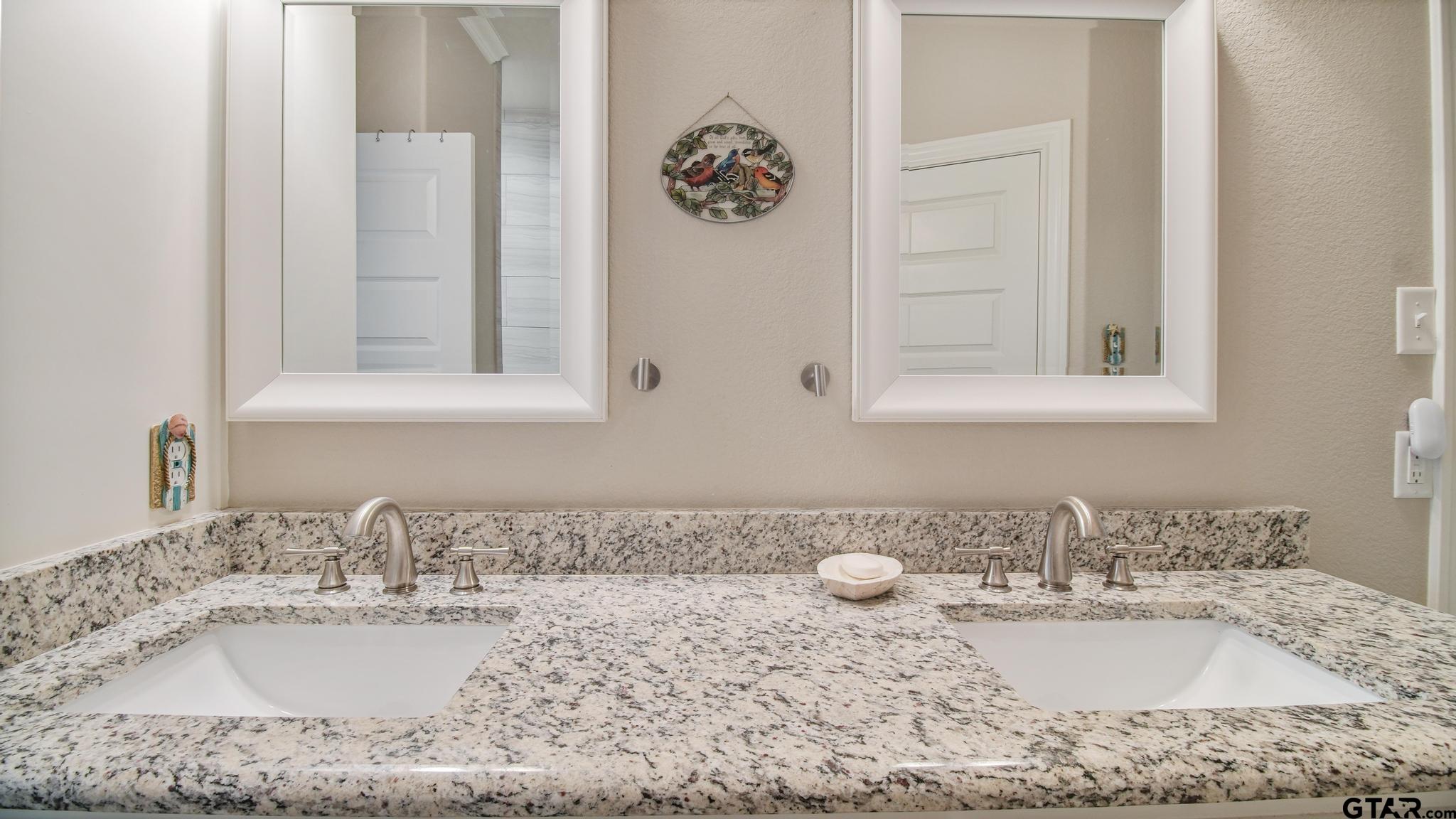 129 Oak Springs Loop