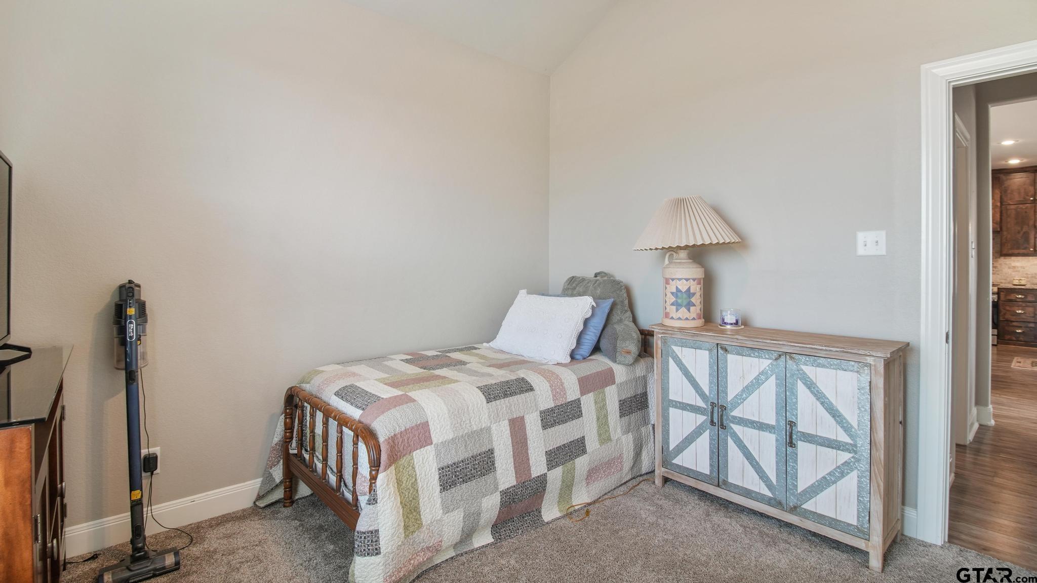 129 Oak Springs Loop