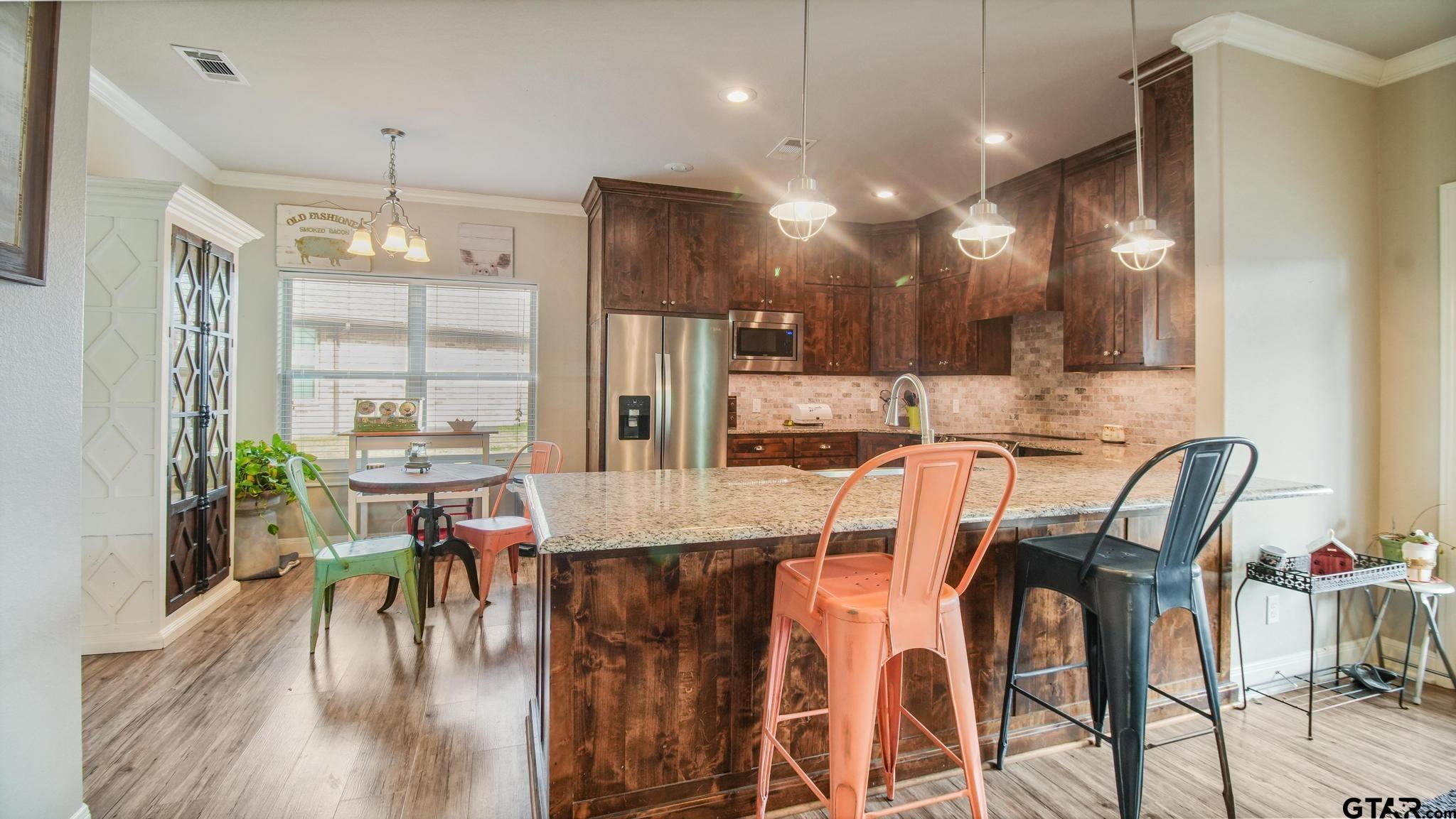 129 Oak Springs Loop