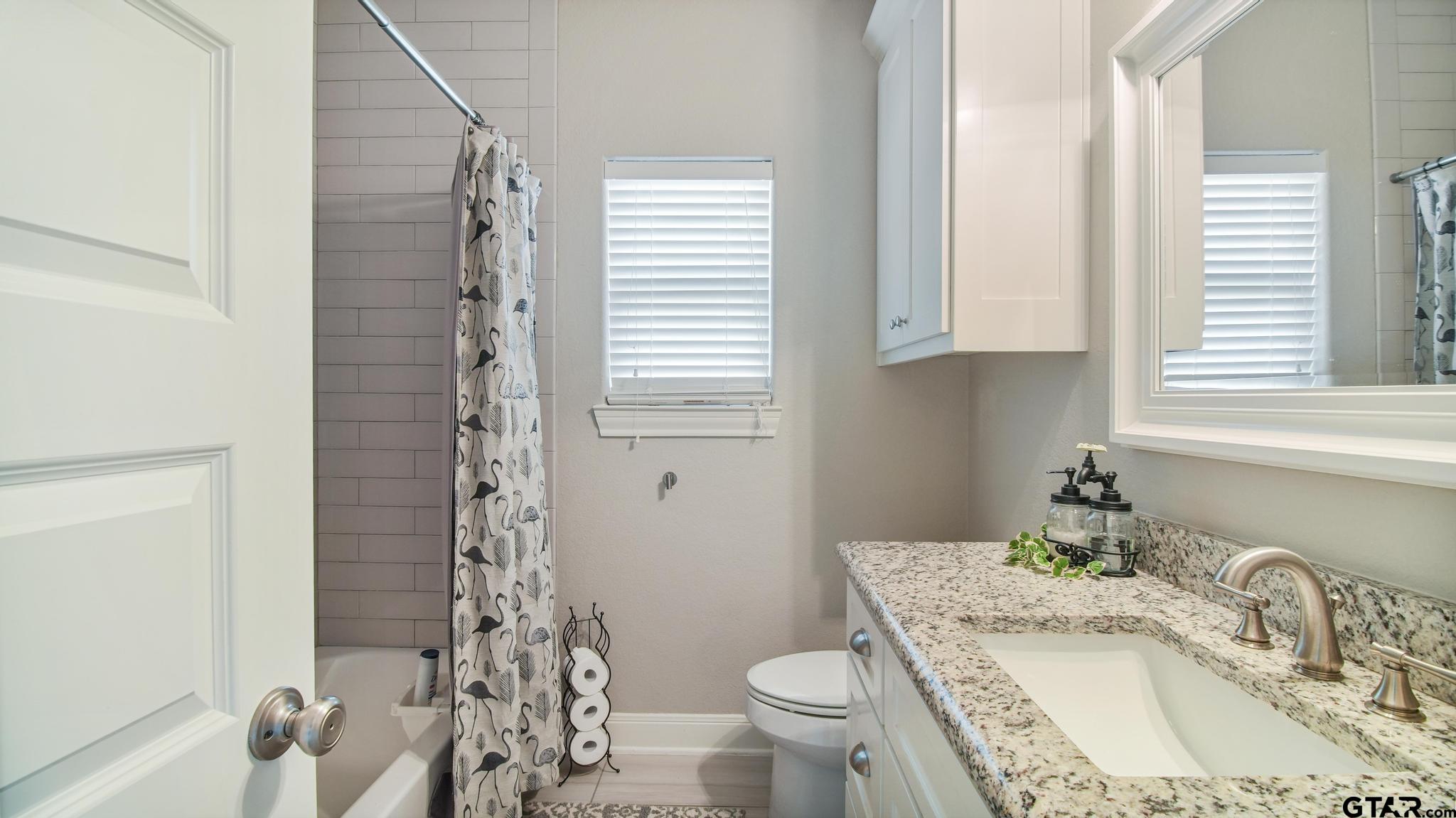 129 Oak Springs Loop