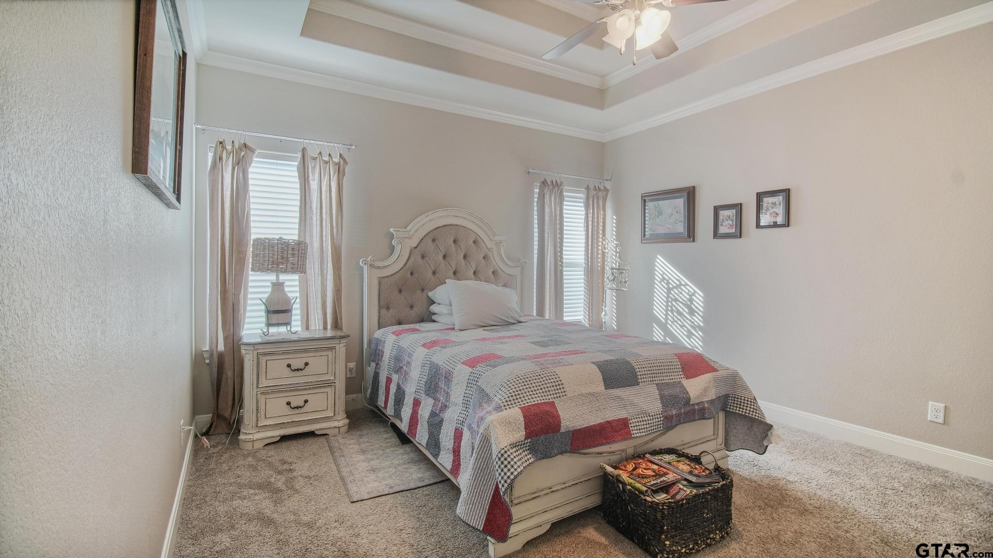 129 Oak Springs Loop
