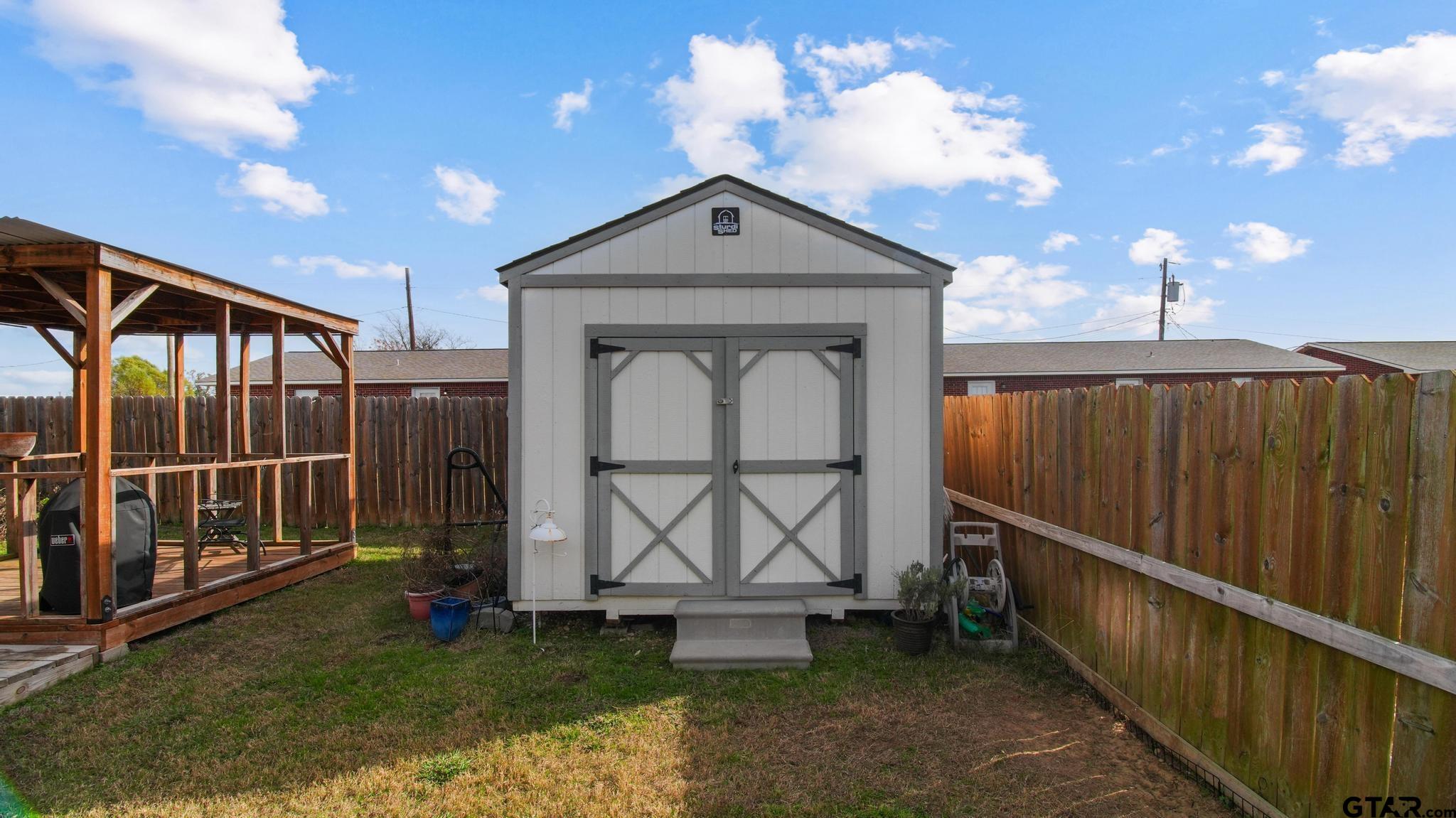 129 Oak Springs Loop
