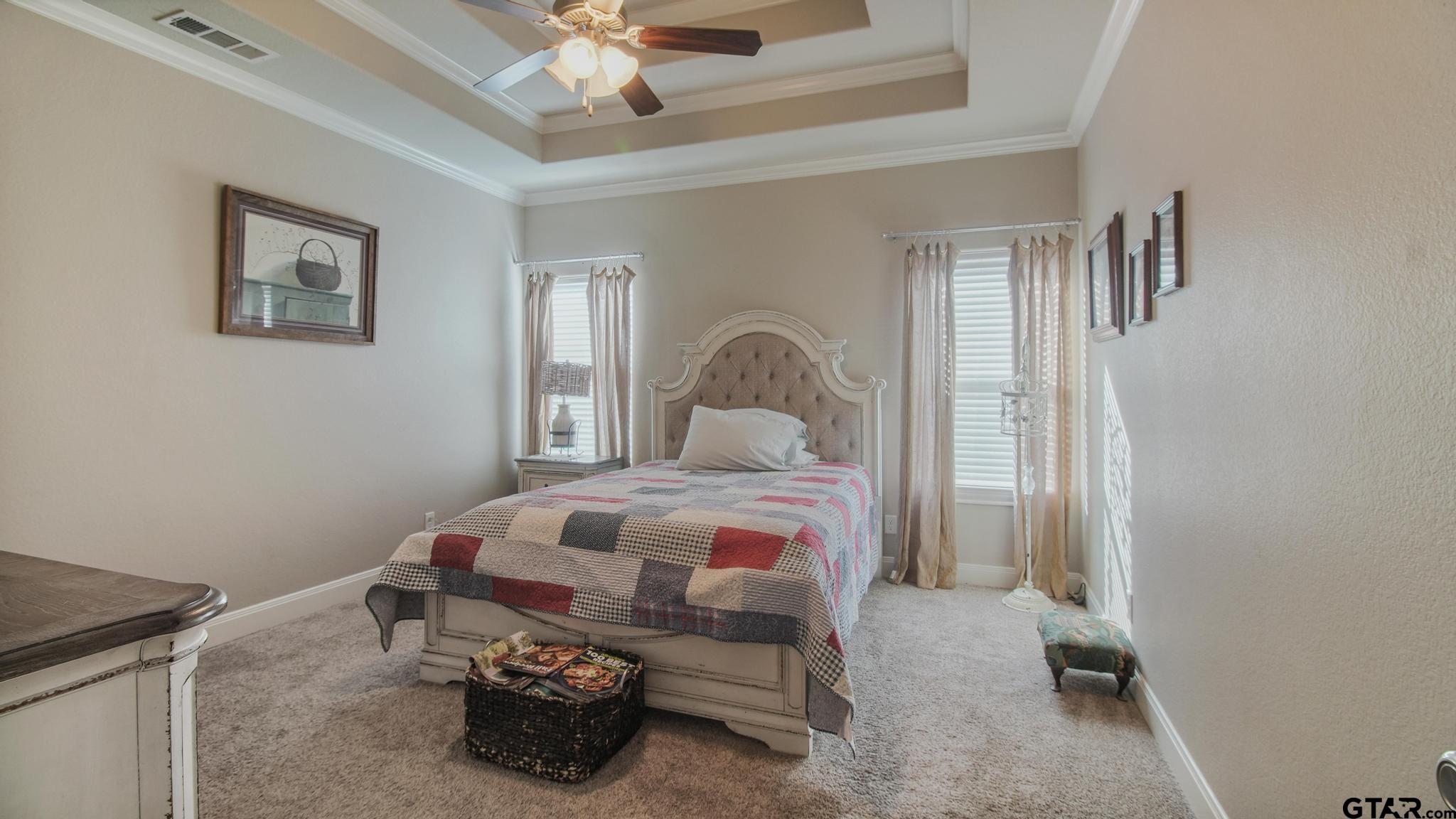129 Oak Springs Loop