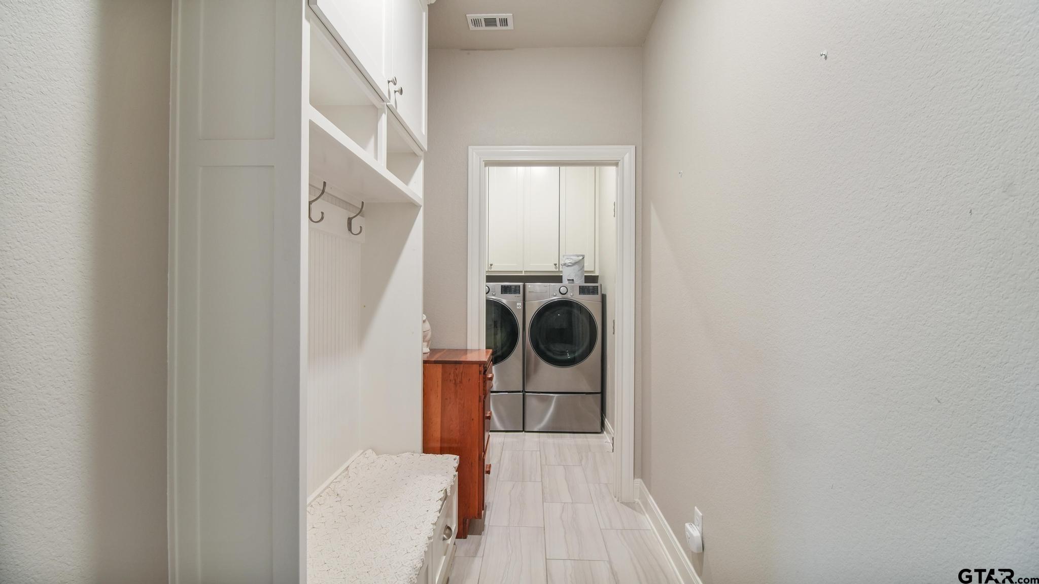 129 Oak Springs Loop