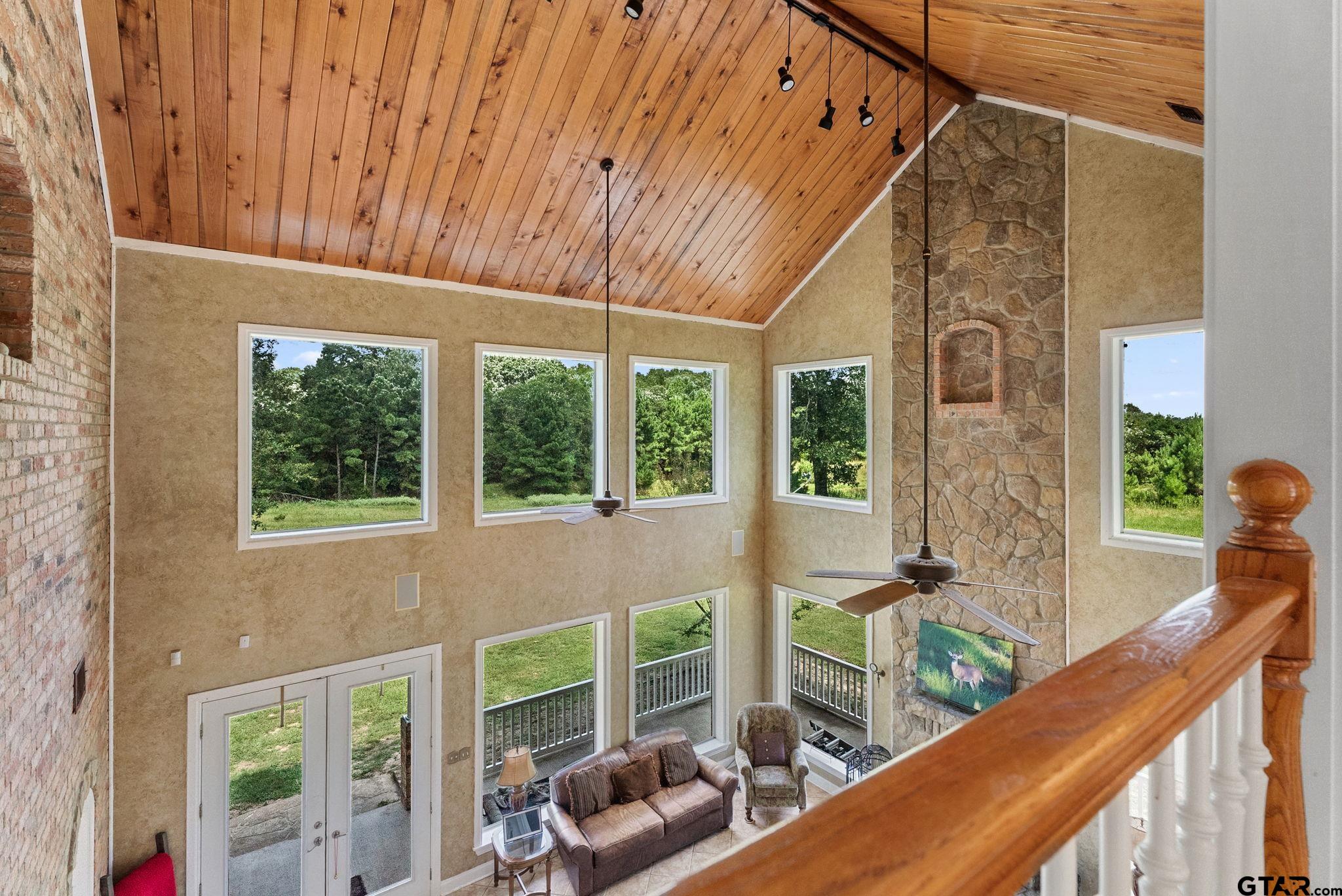 9040 County Road 3600