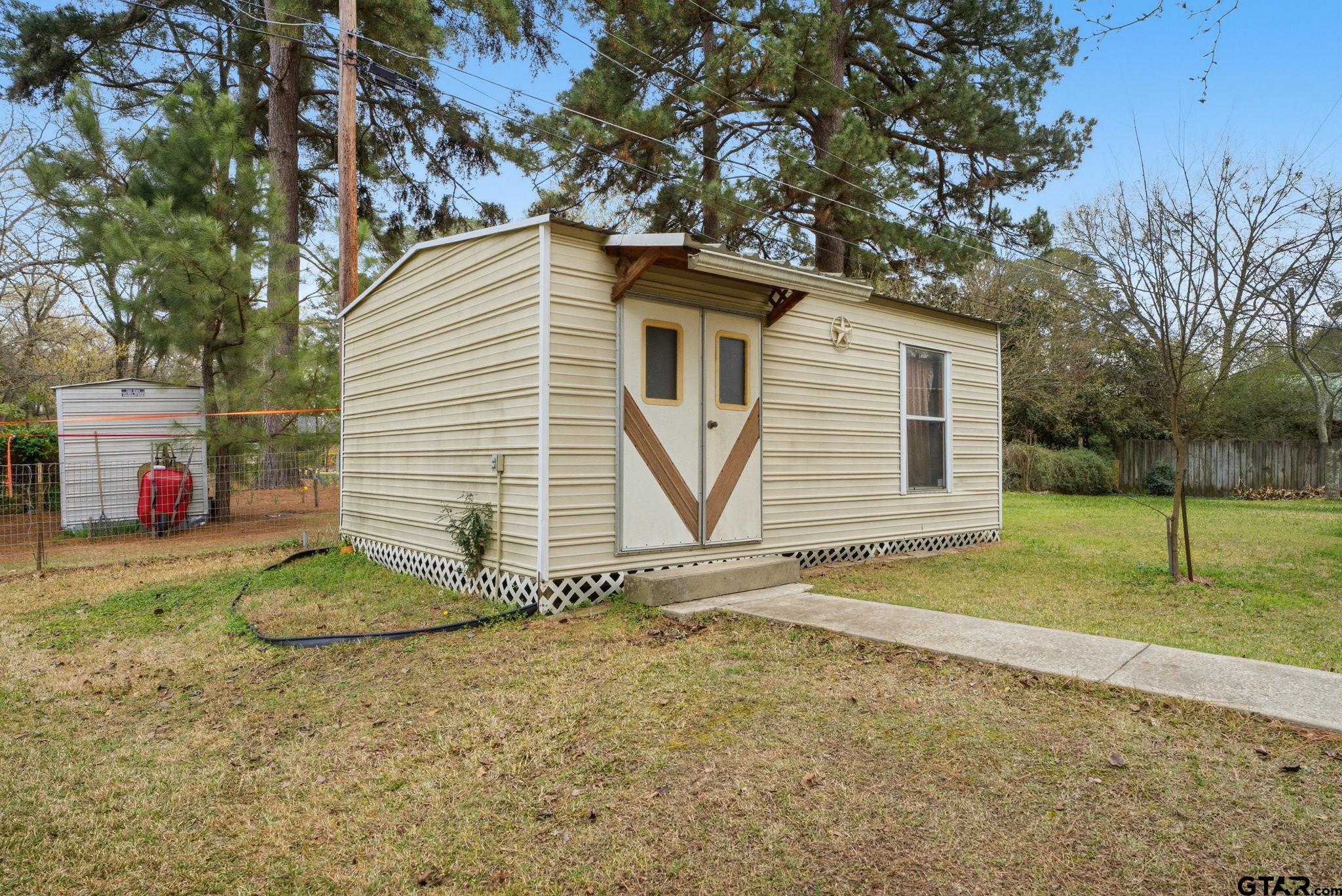 255 County Road 2132