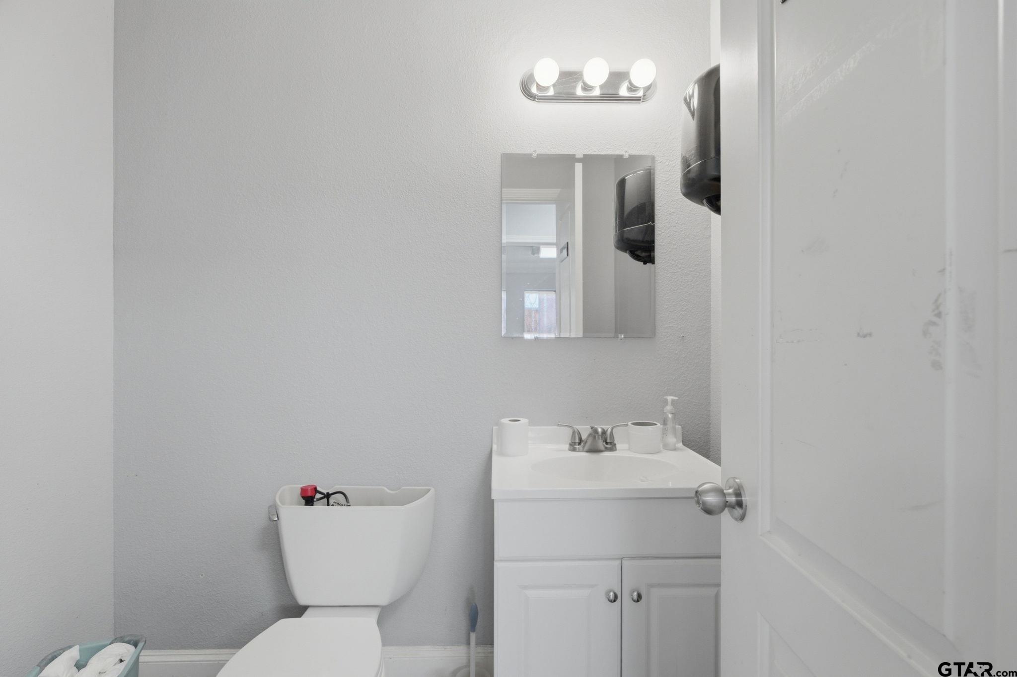 482 S Doctor M Roper Pkwy