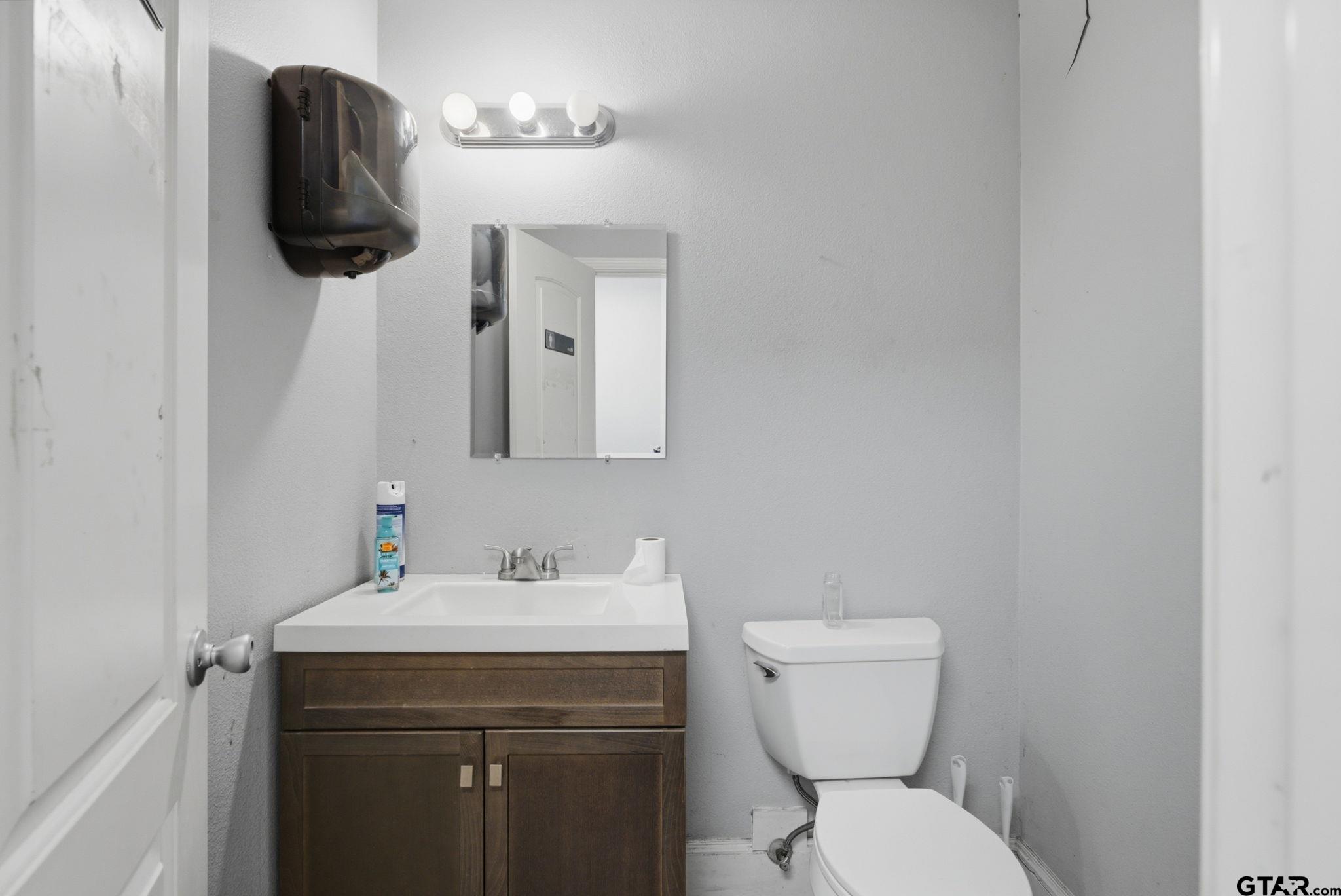 482 S Doctor M Roper Pkwy