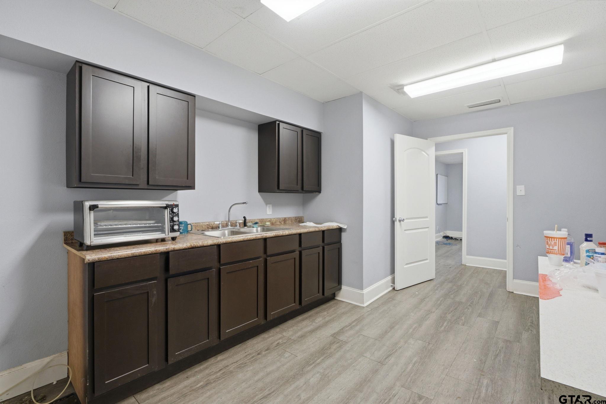 482 S Doctor M Roper Pkwy