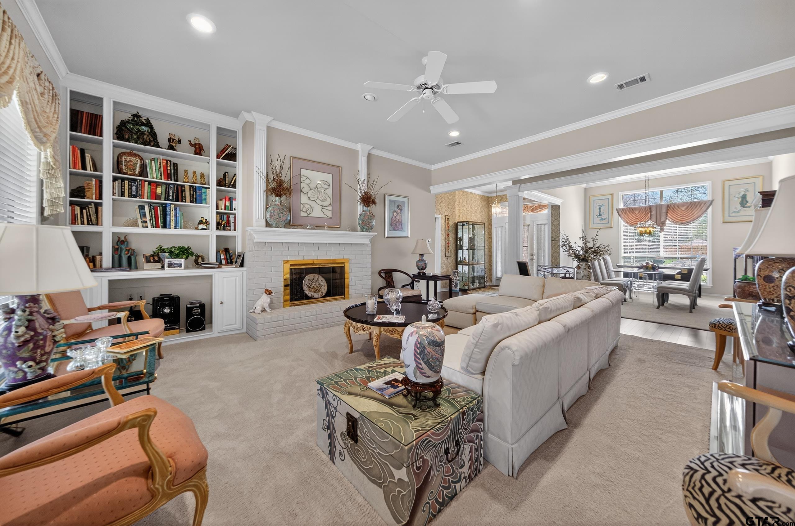 1106 Lonnie Dr
