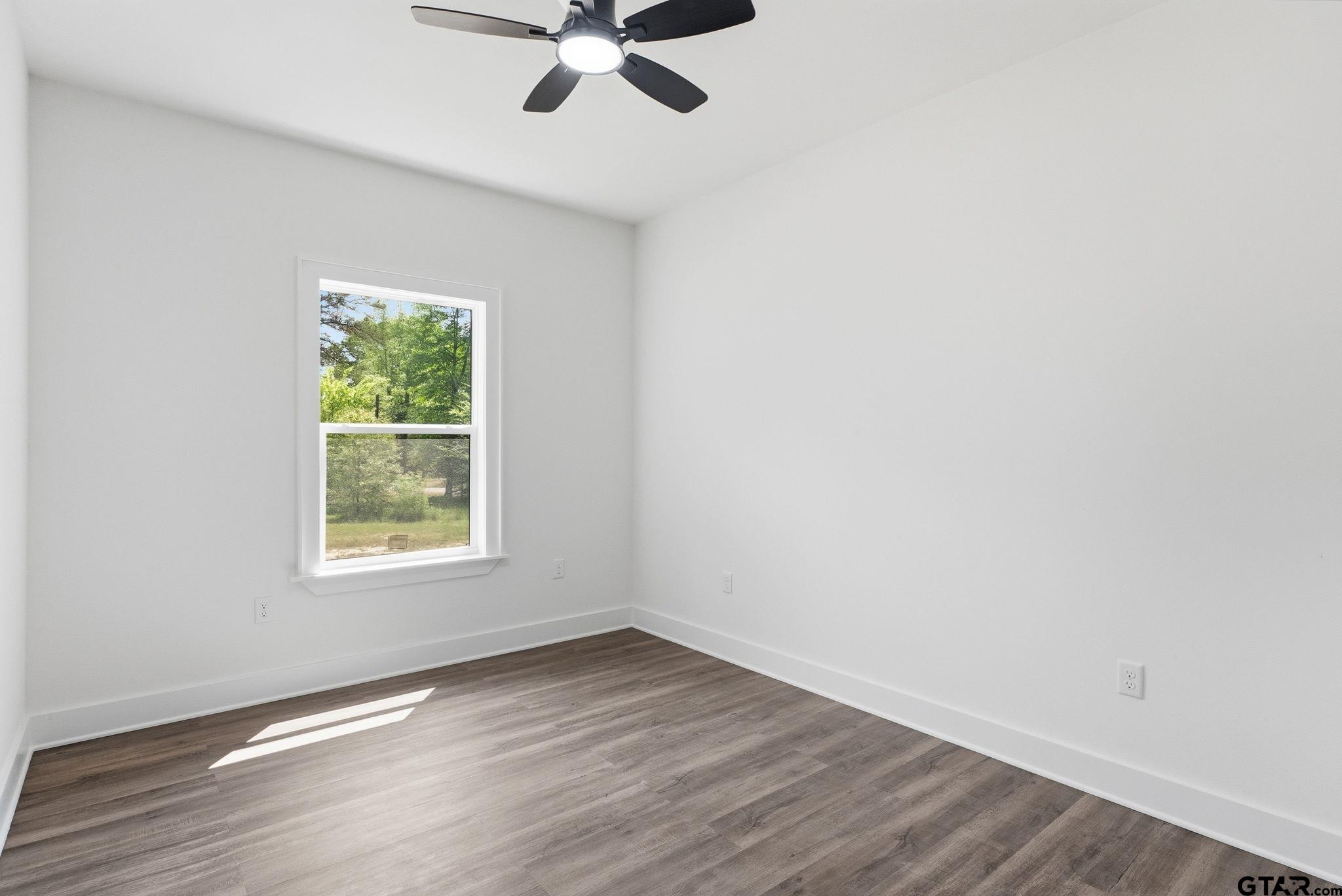 11029 Forest Lane