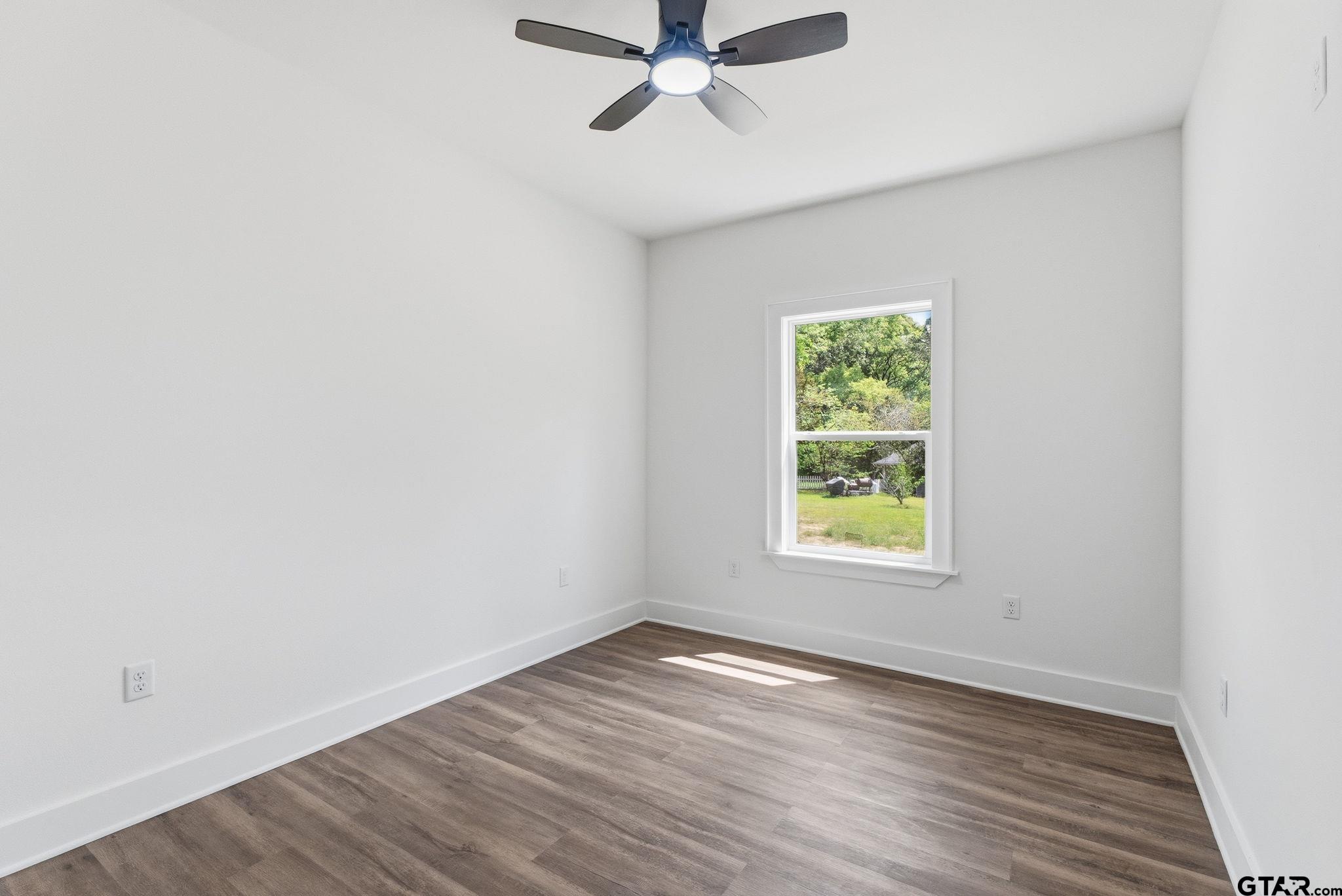 11029 Forest Lane