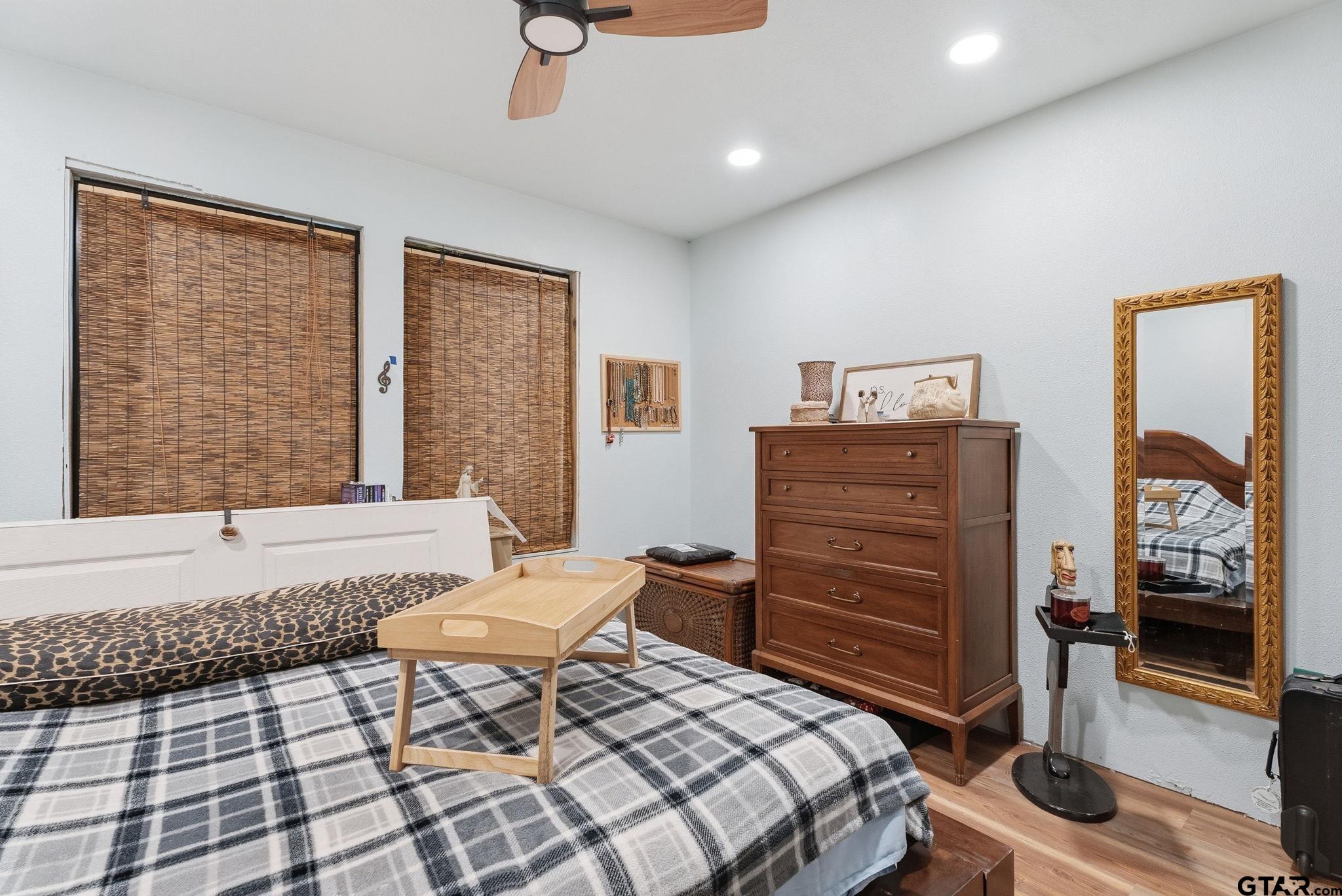 15490 Big Oak Bay Road