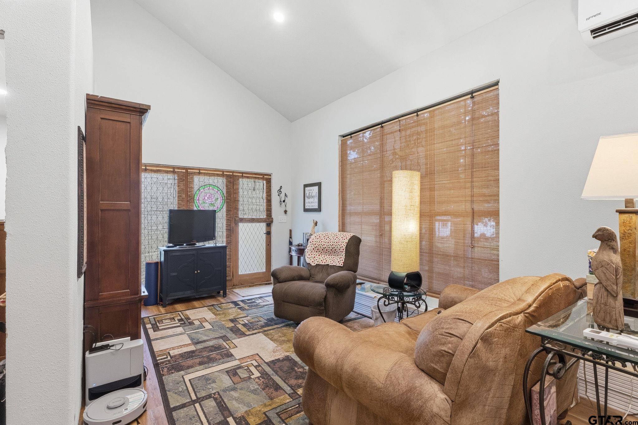 15490 Big Oak Bay Road