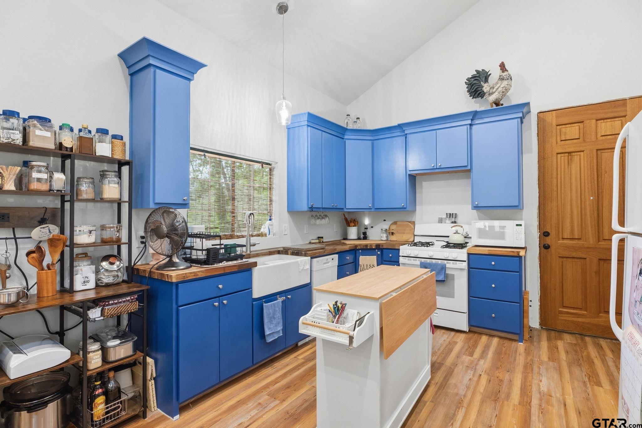 15490 Big Oak Bay Road