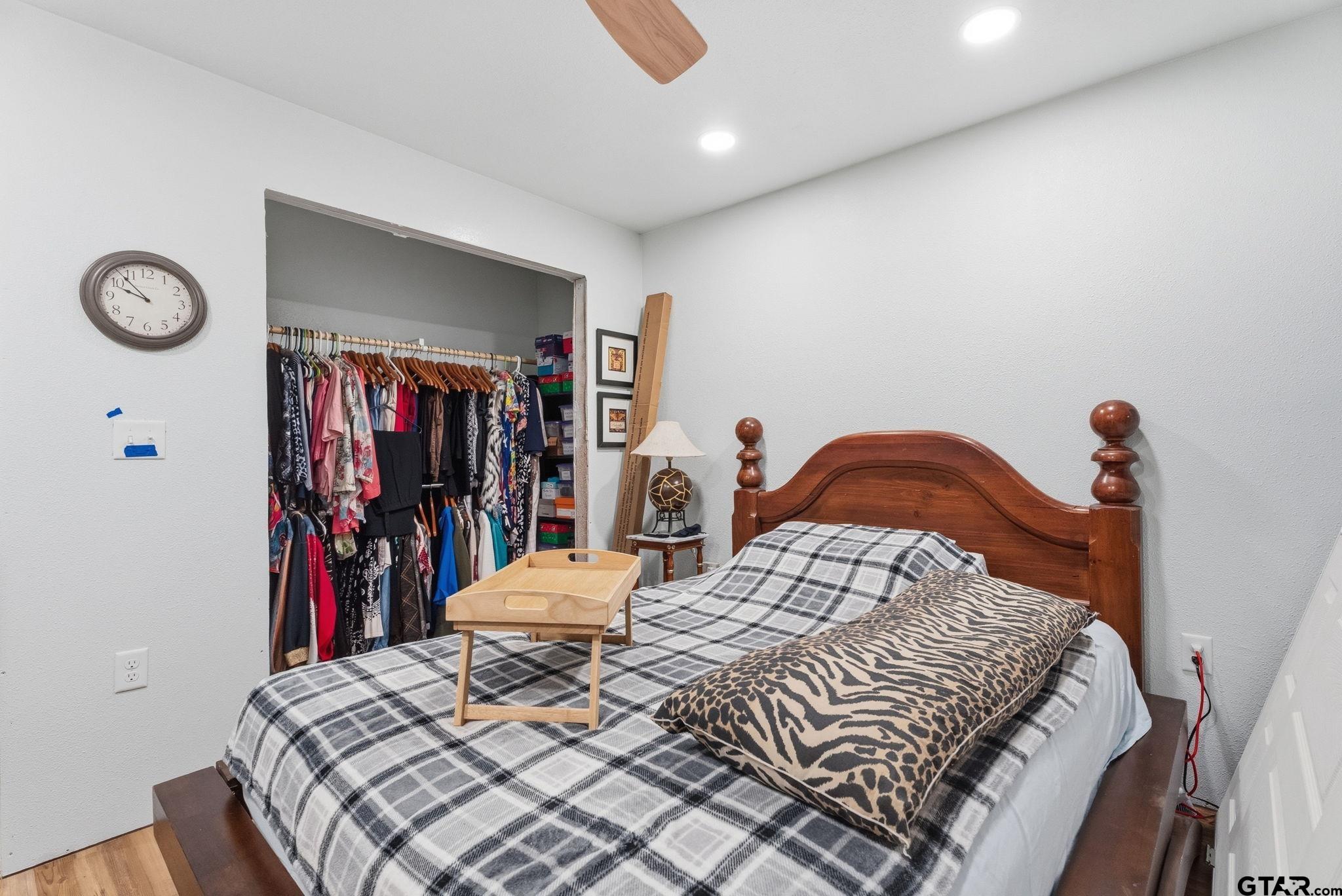 15490 Big Oak Bay Road