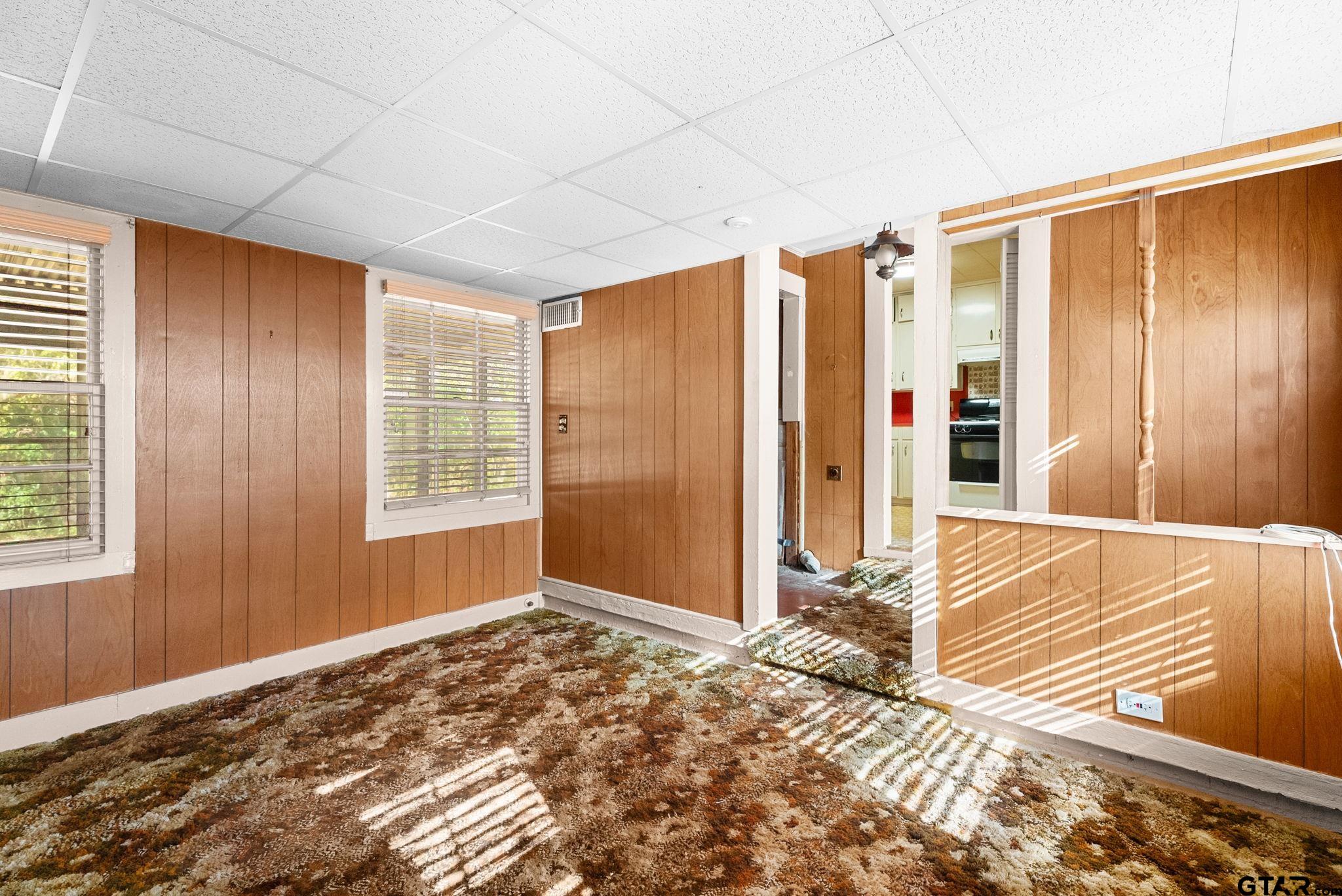 3819 Old Chandler