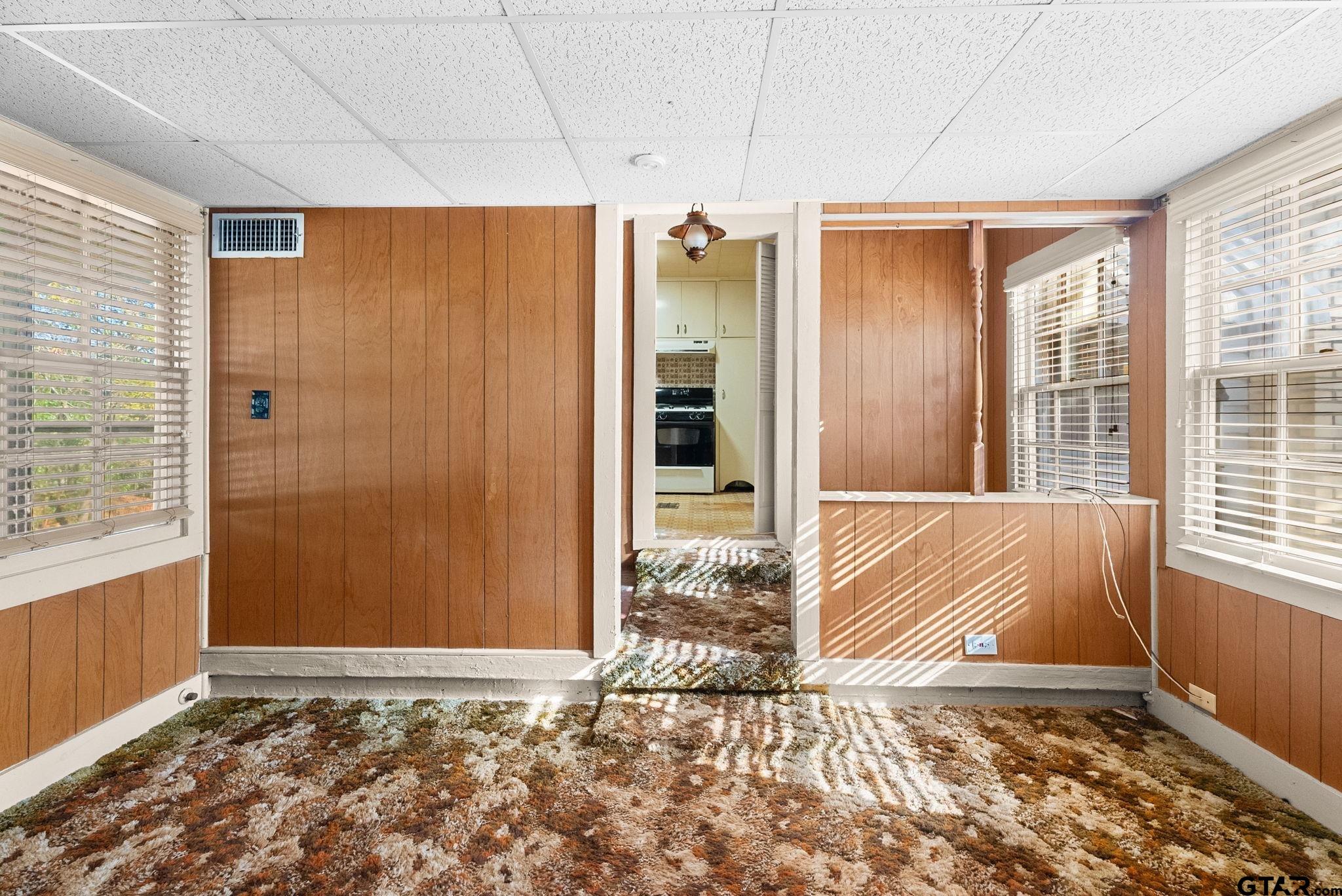 3819 Old Chandler