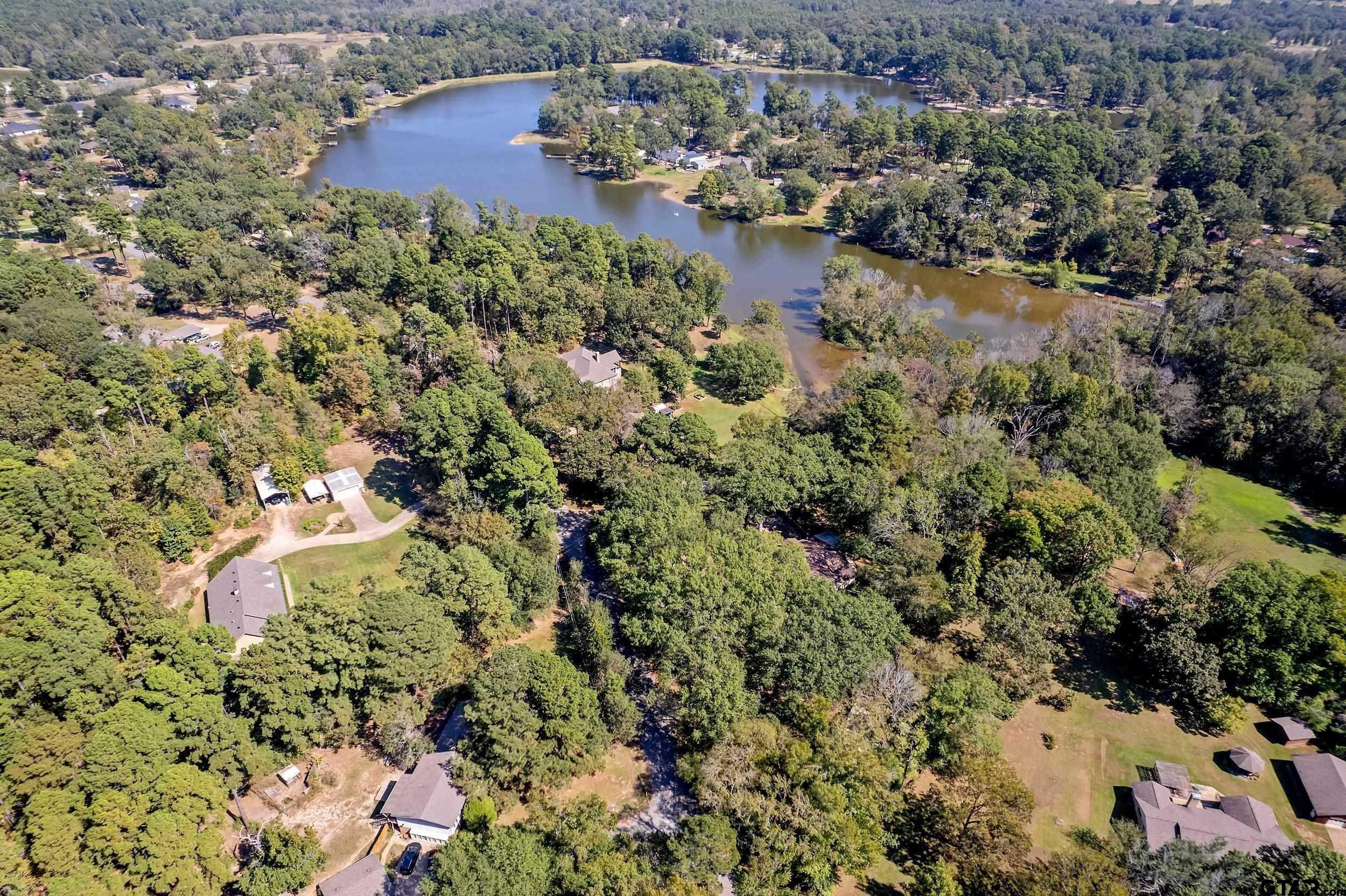 10349 Lakeshore