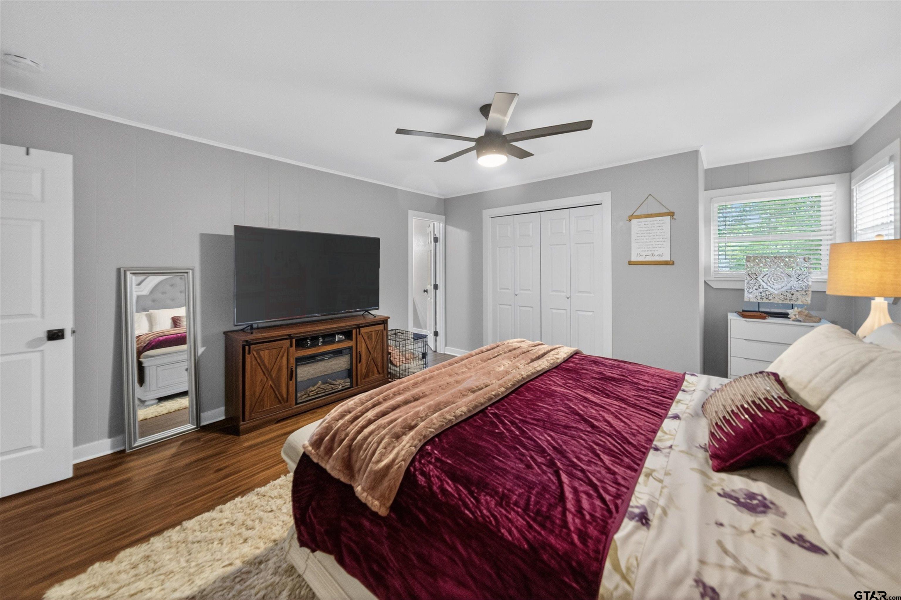 614 Colonial Dr