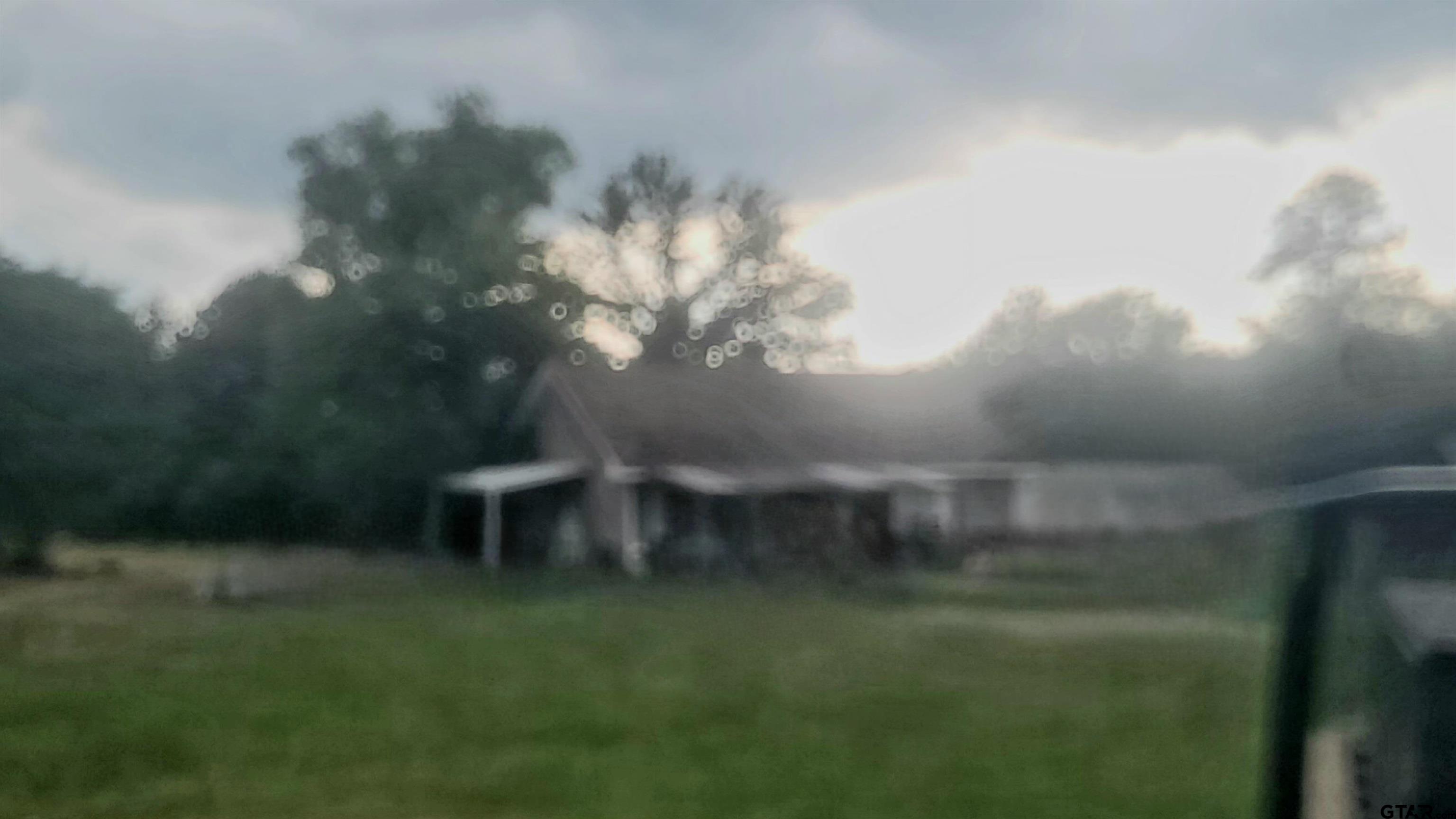 221 Lockerplant RD.