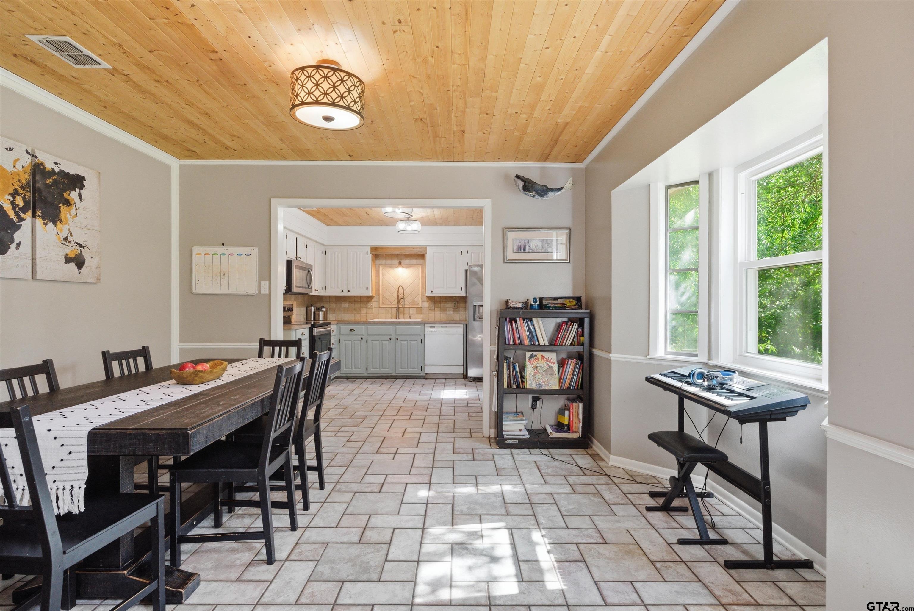 18184 County Road 1275