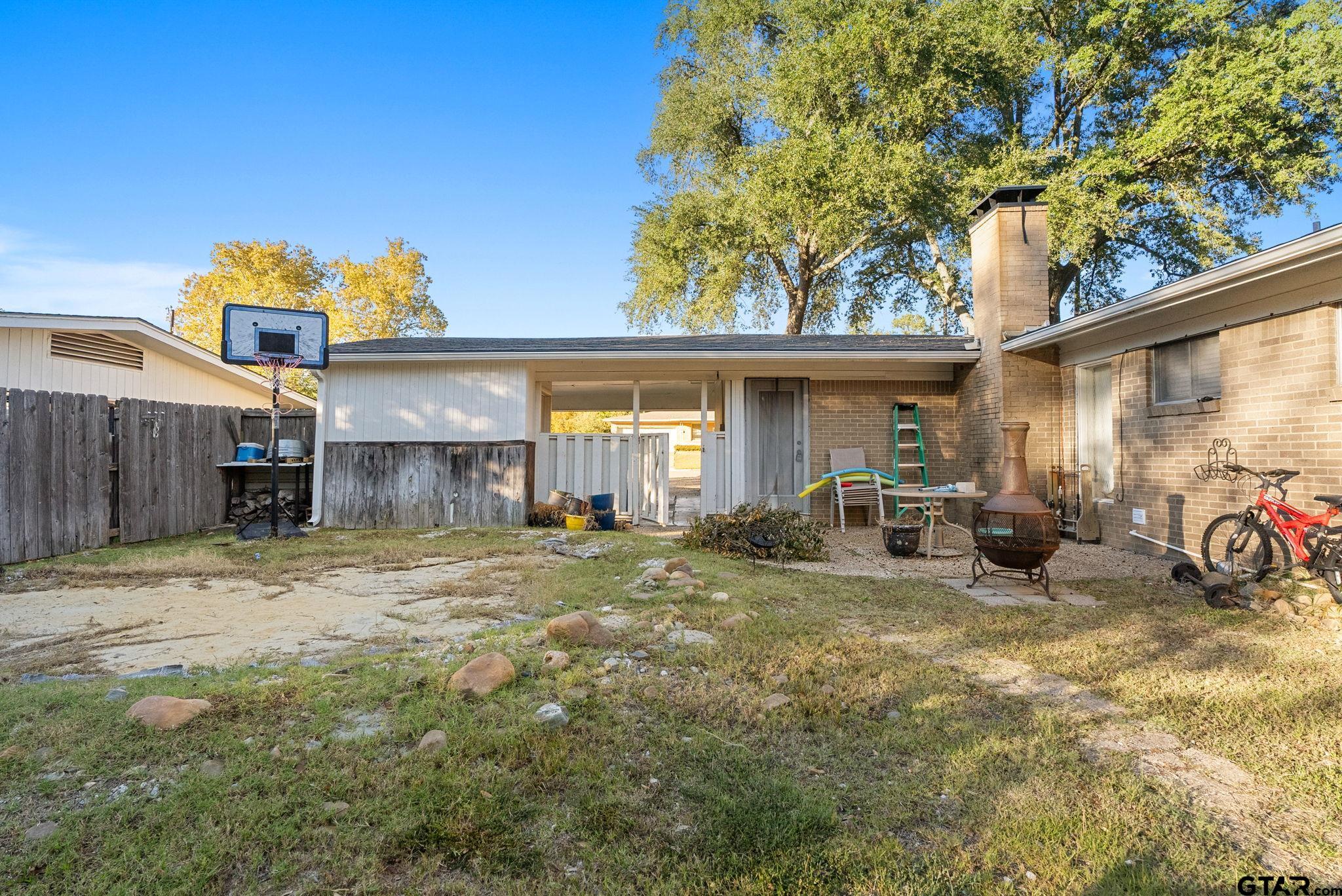 1505 Glenwood
