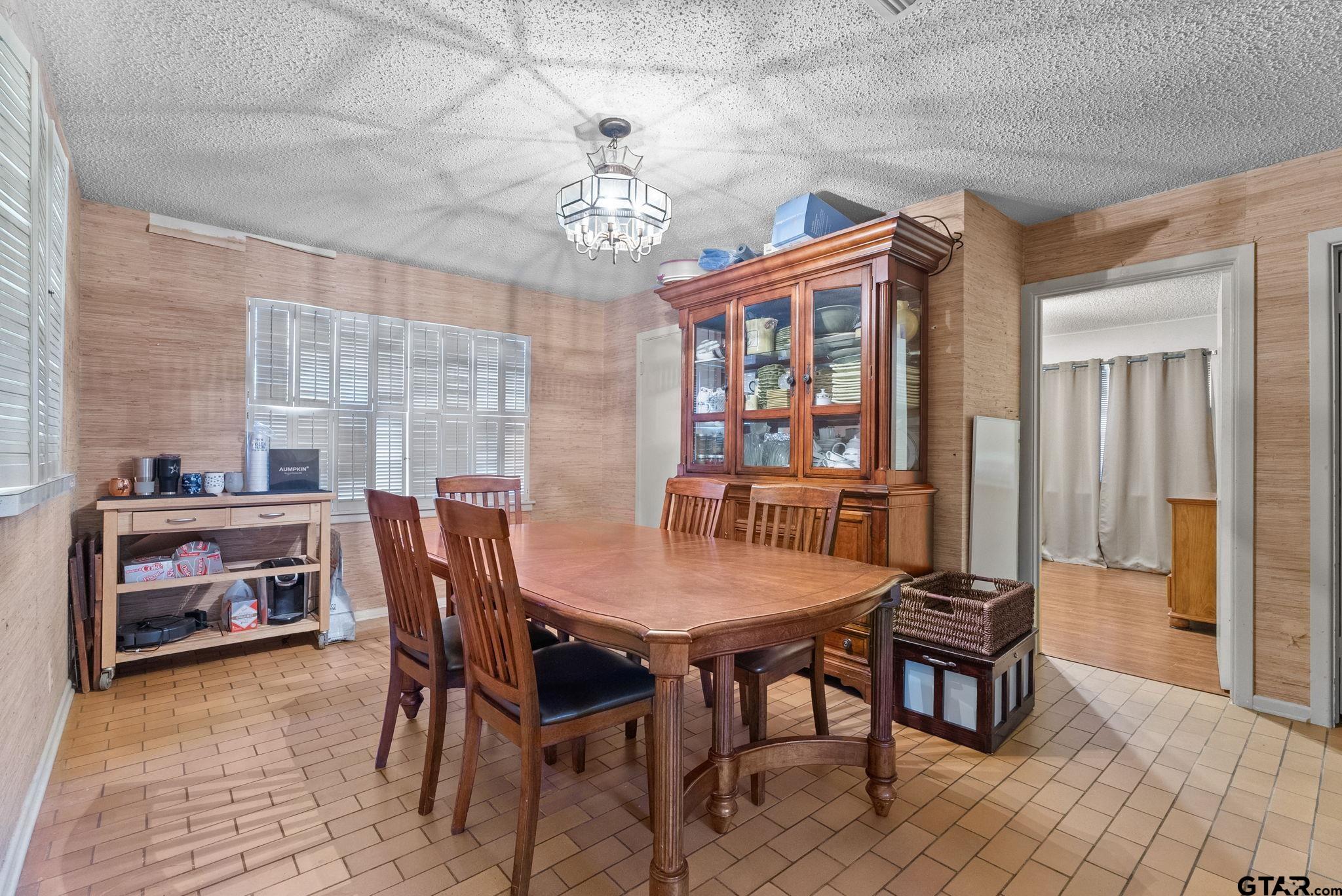 1505 Glenwood