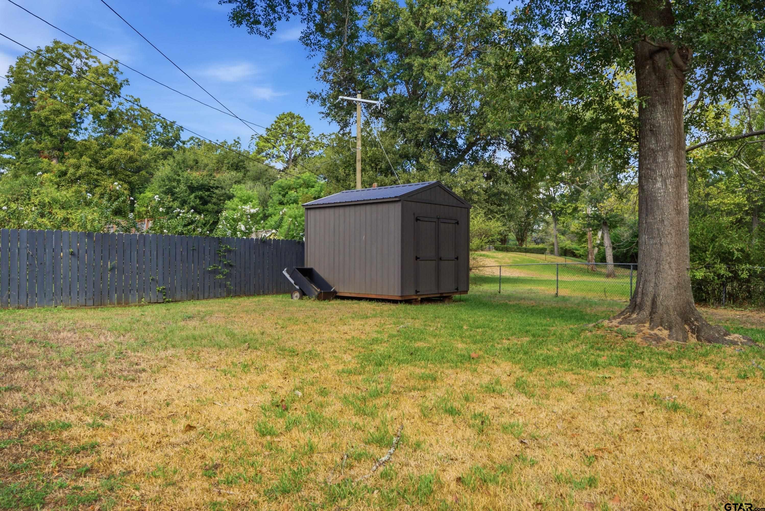 1314 Hillcrest
