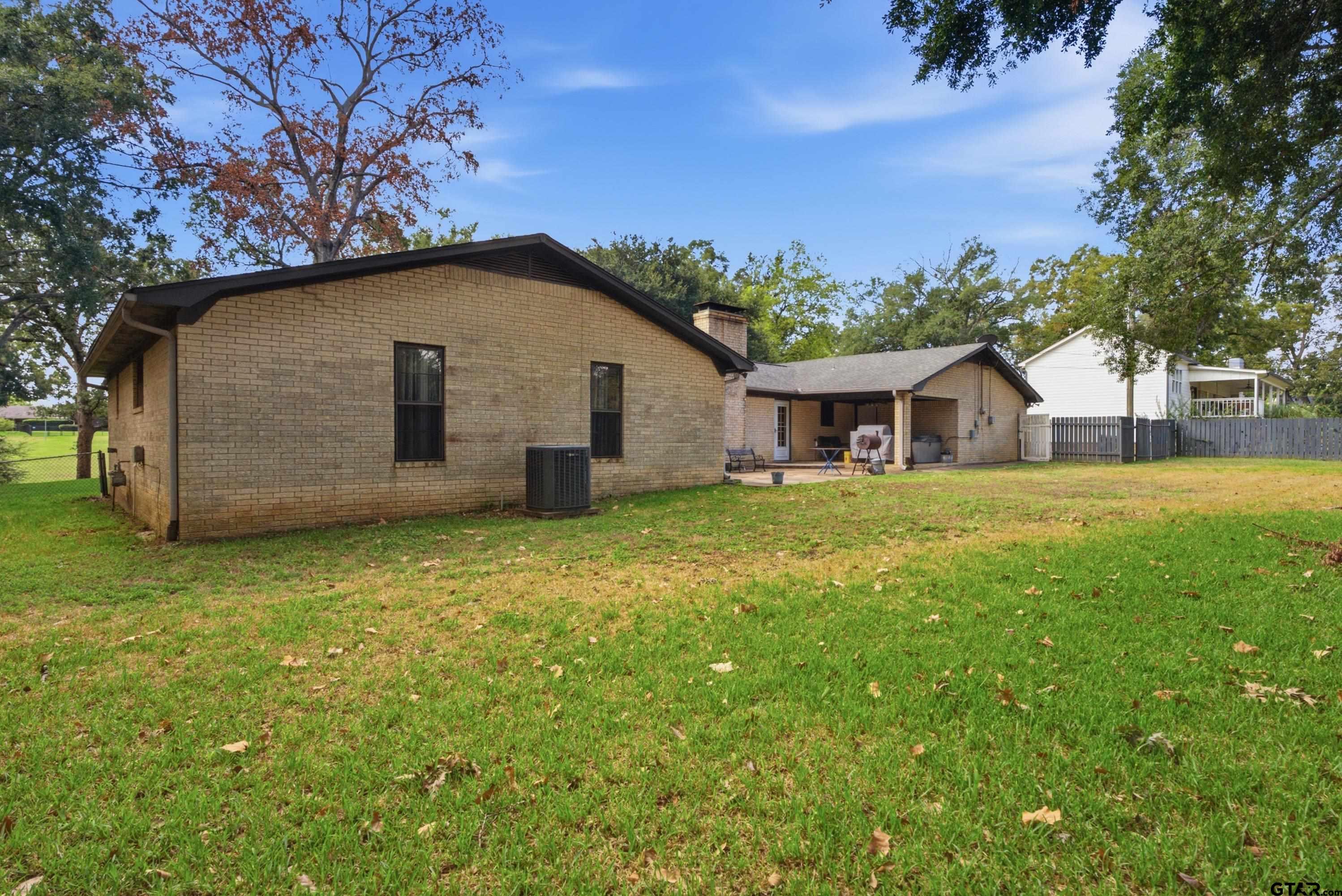 1314 Hillcrest