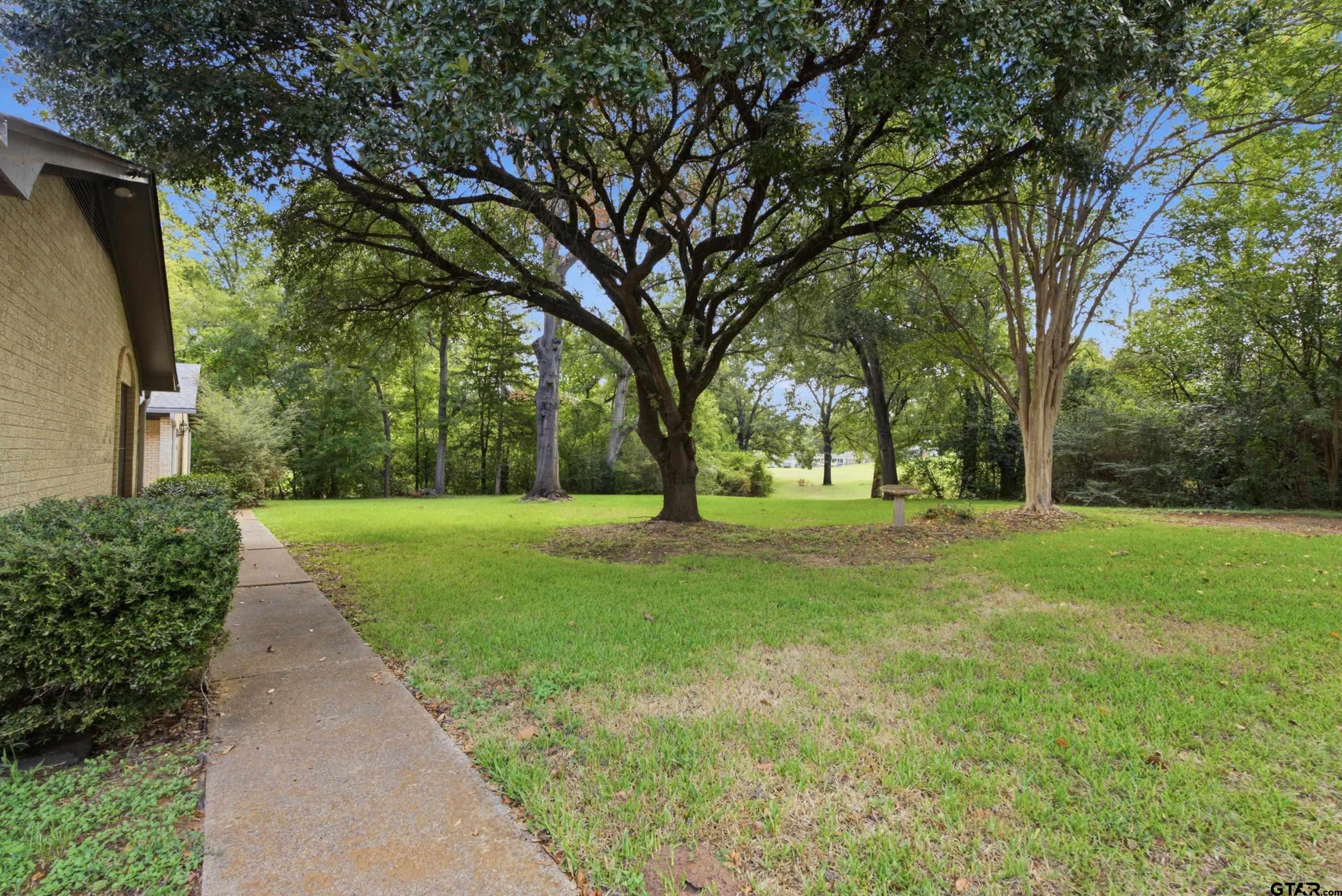 1314 Hillcrest