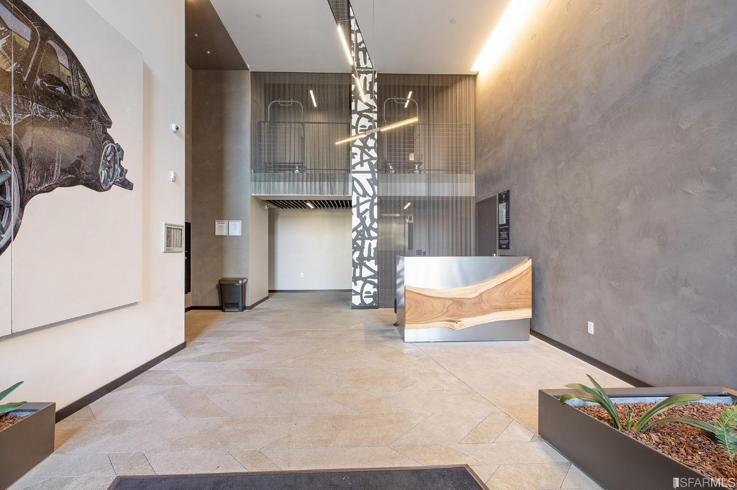 338 Potrero Avenue Unit: PH3