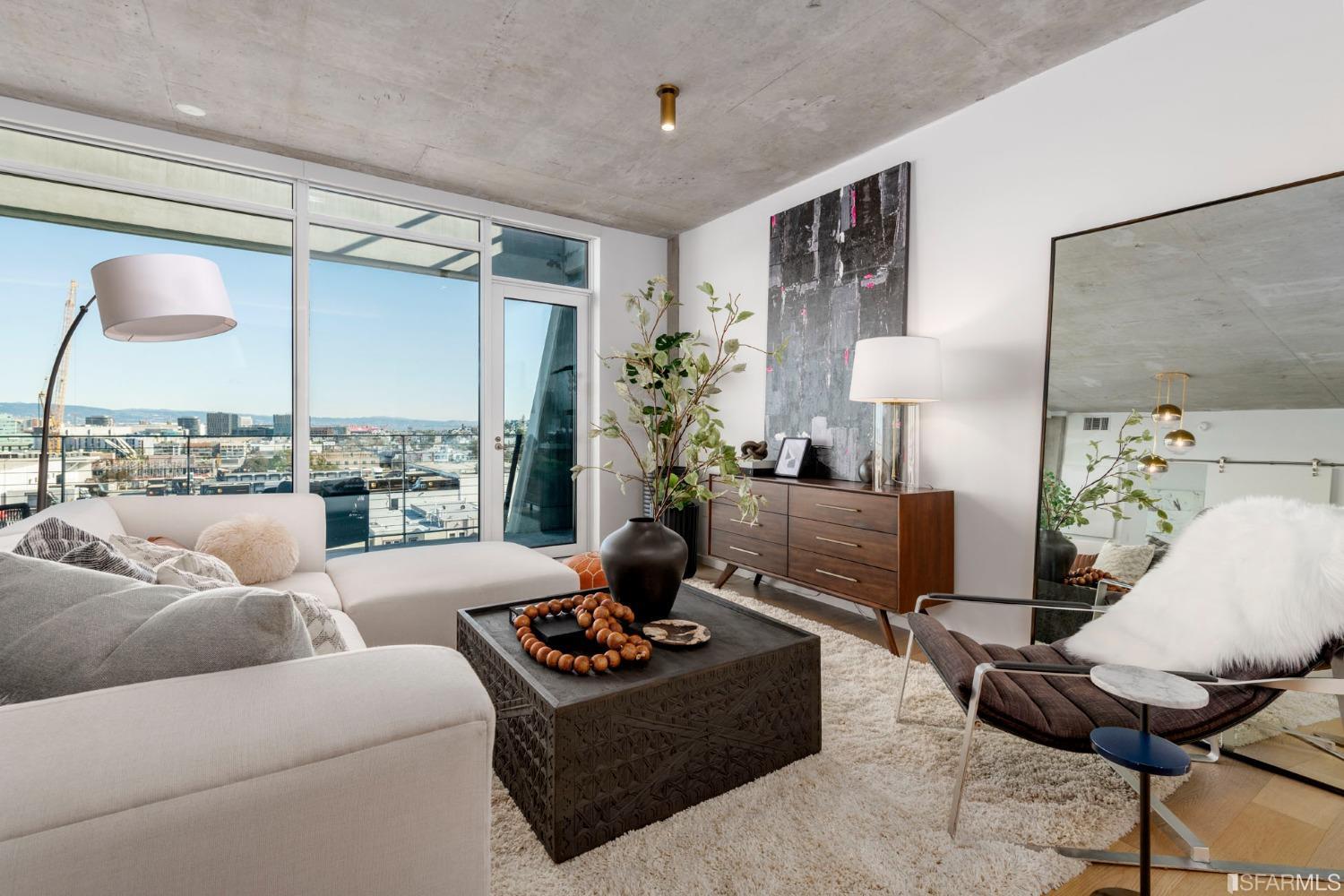 338 Potrero Avenue Unit: PH3