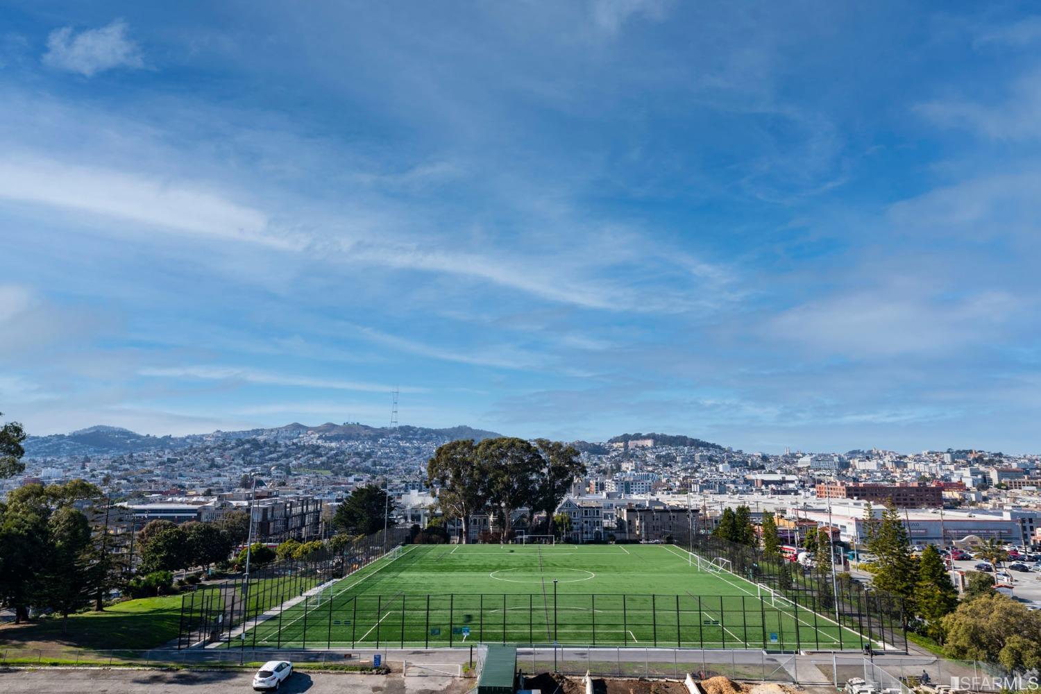 338 Potrero Avenue Unit: PH3