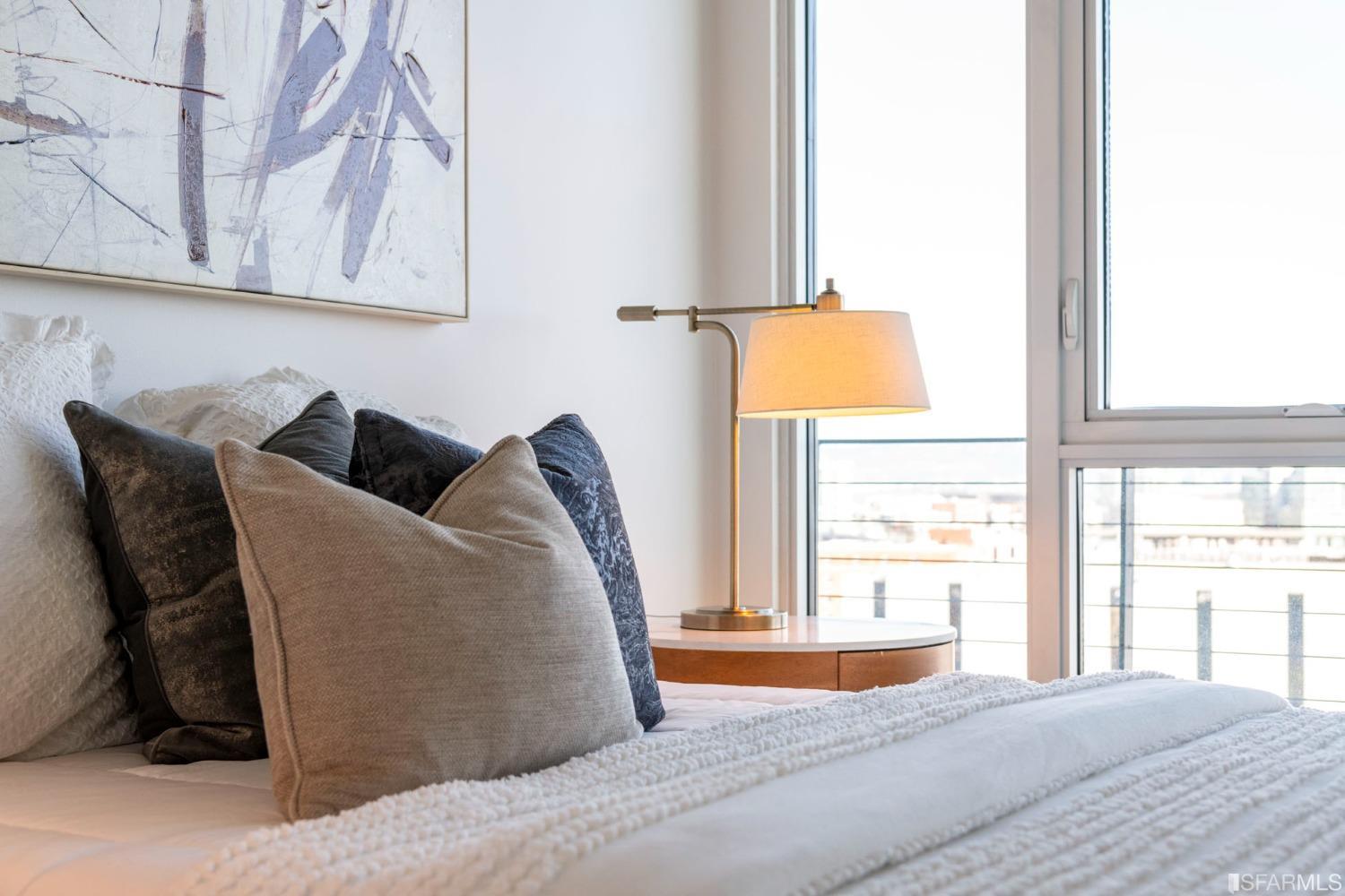 338 Potrero Avenue Unit: PH3