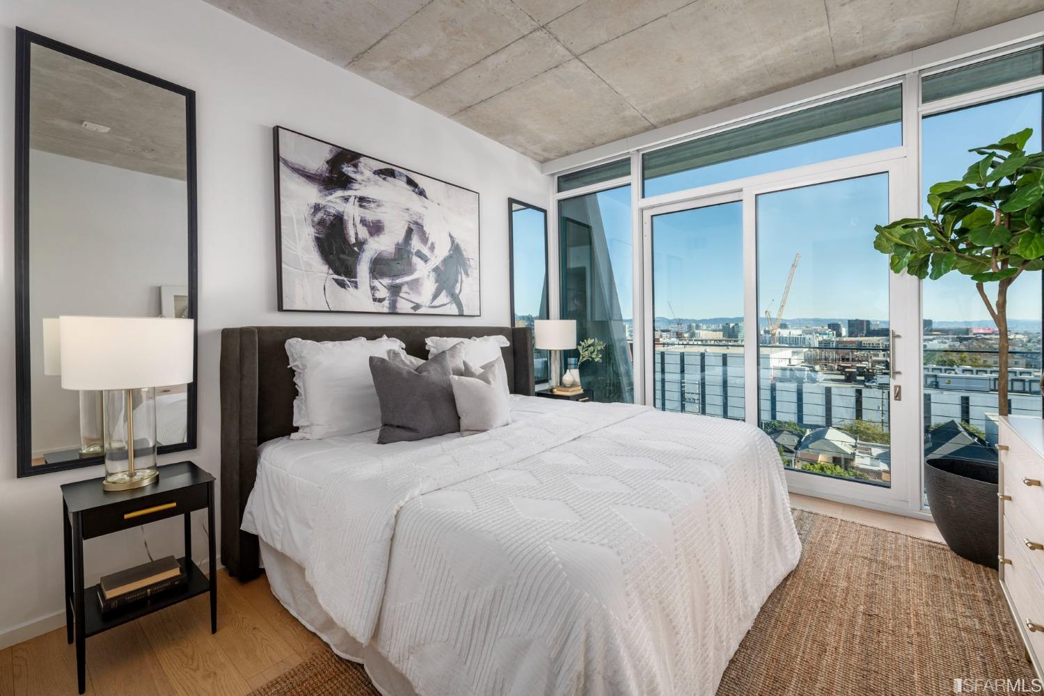 338 Potrero Avenue Unit: PH3