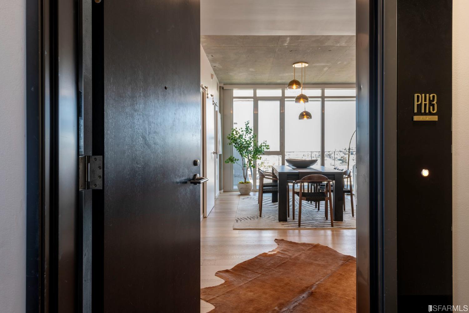 338 Potrero Avenue Unit: PH3