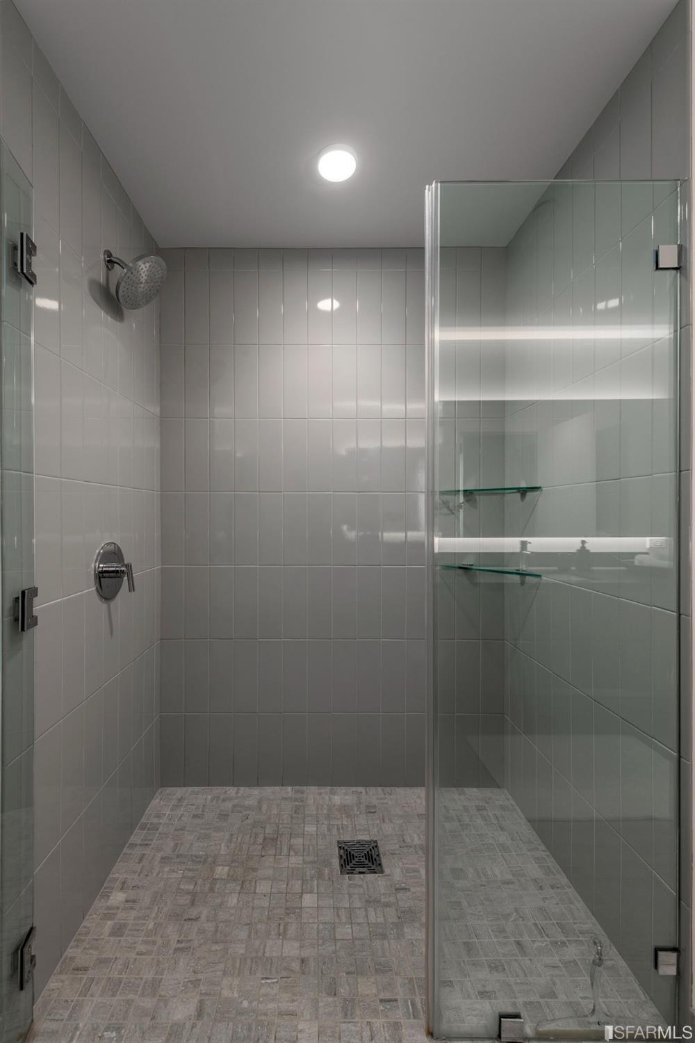 338 Potrero Avenue Unit: PH3