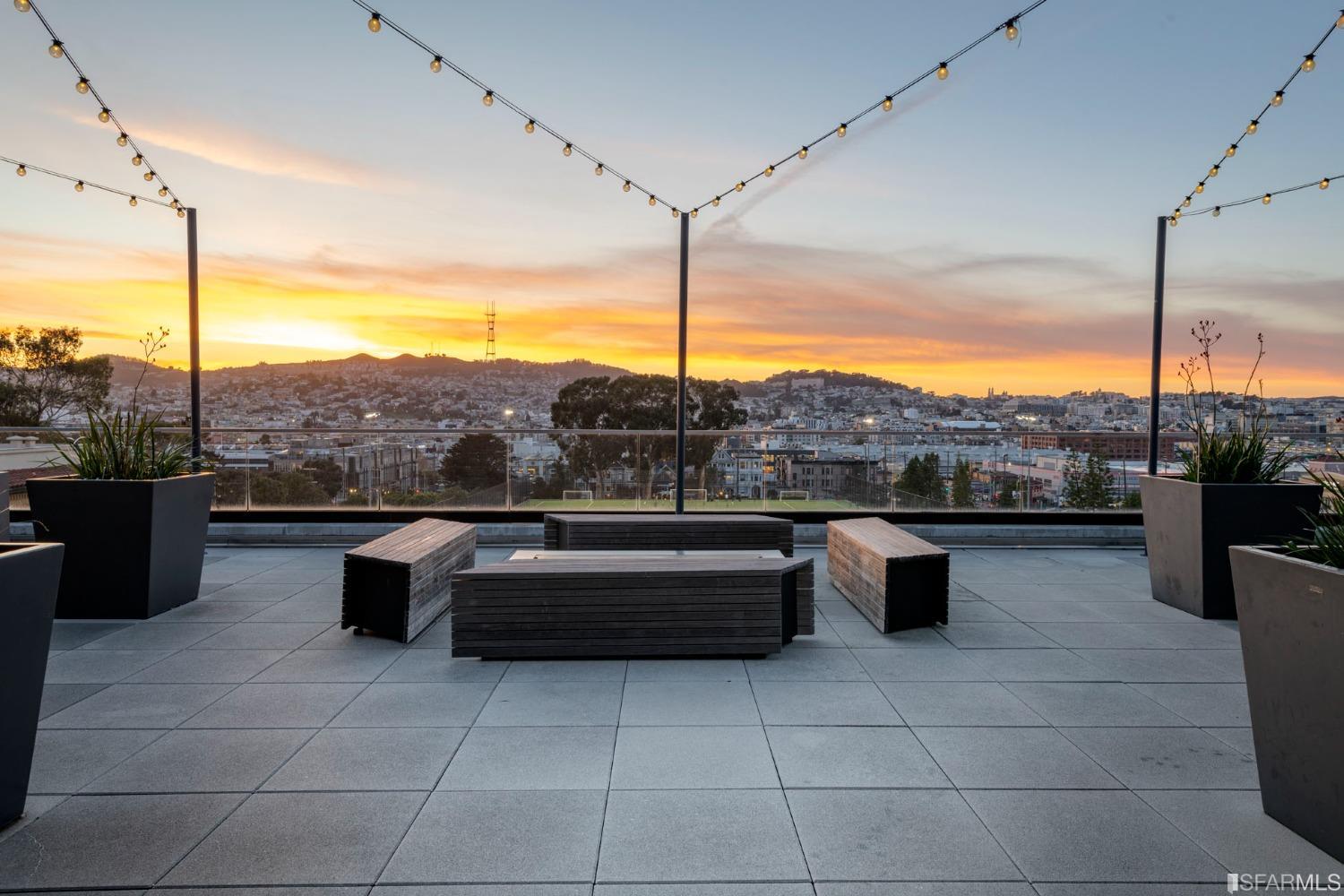 338 Potrero Avenue Unit: PH3