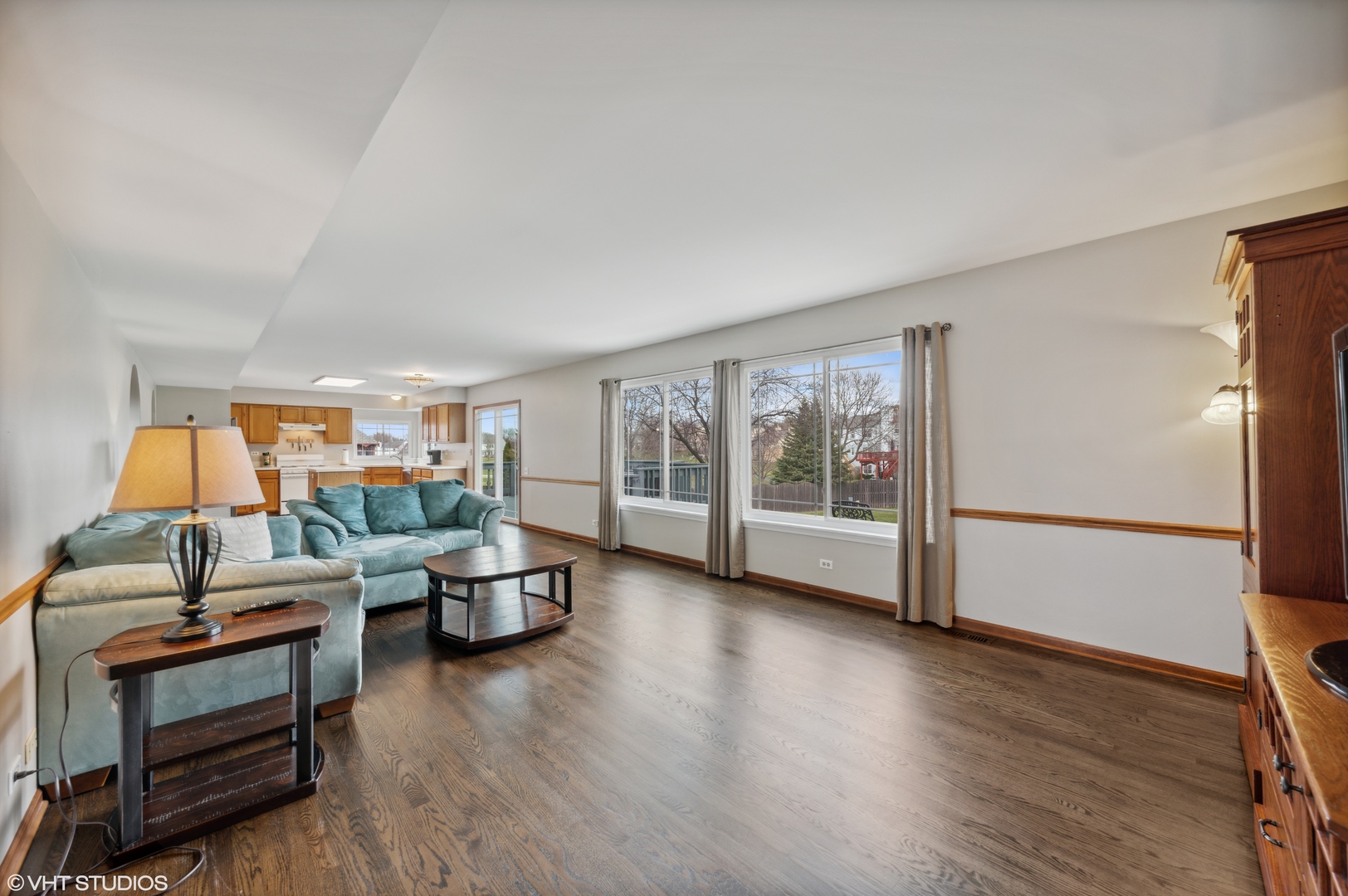 1712 Chalmette Court