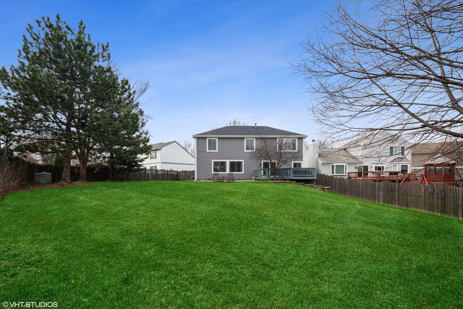 1712 Chalmette Court