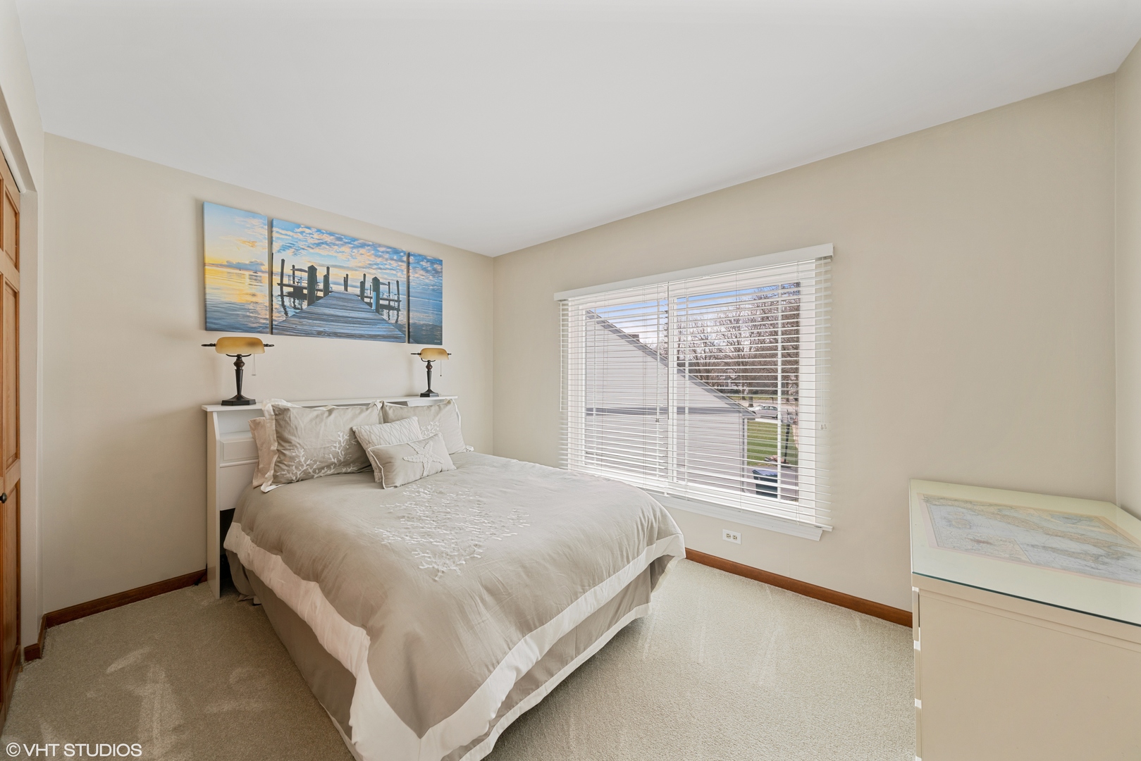 1712 Chalmette Court