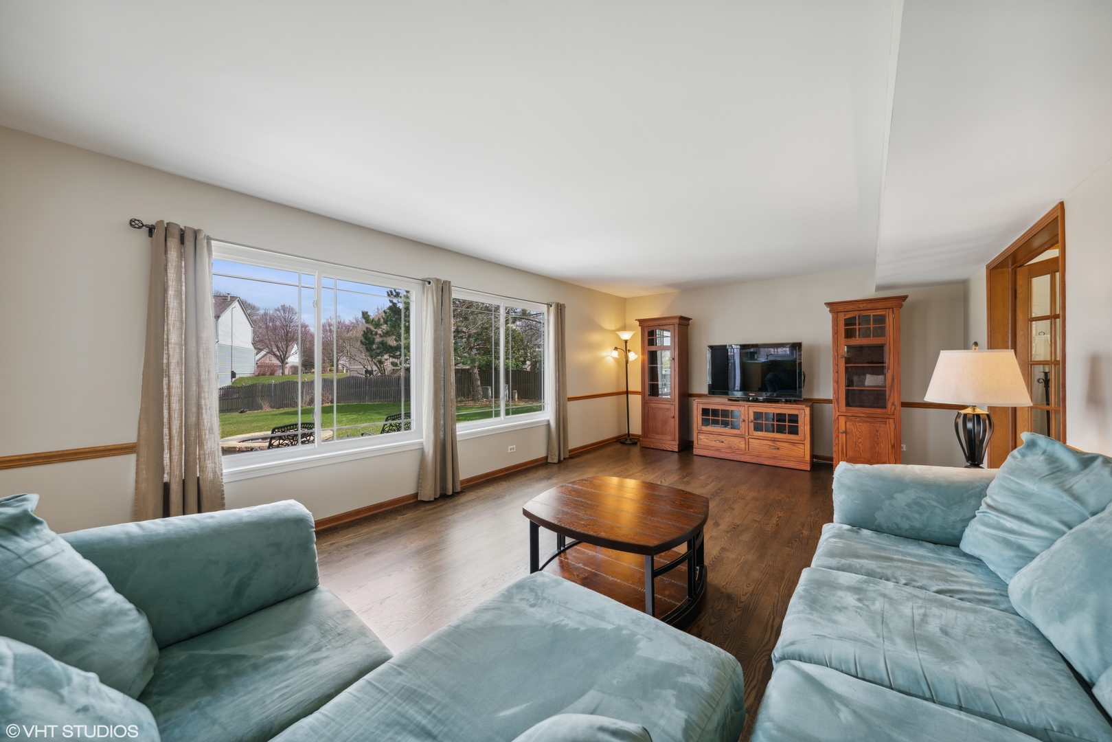 1712 Chalmette Court