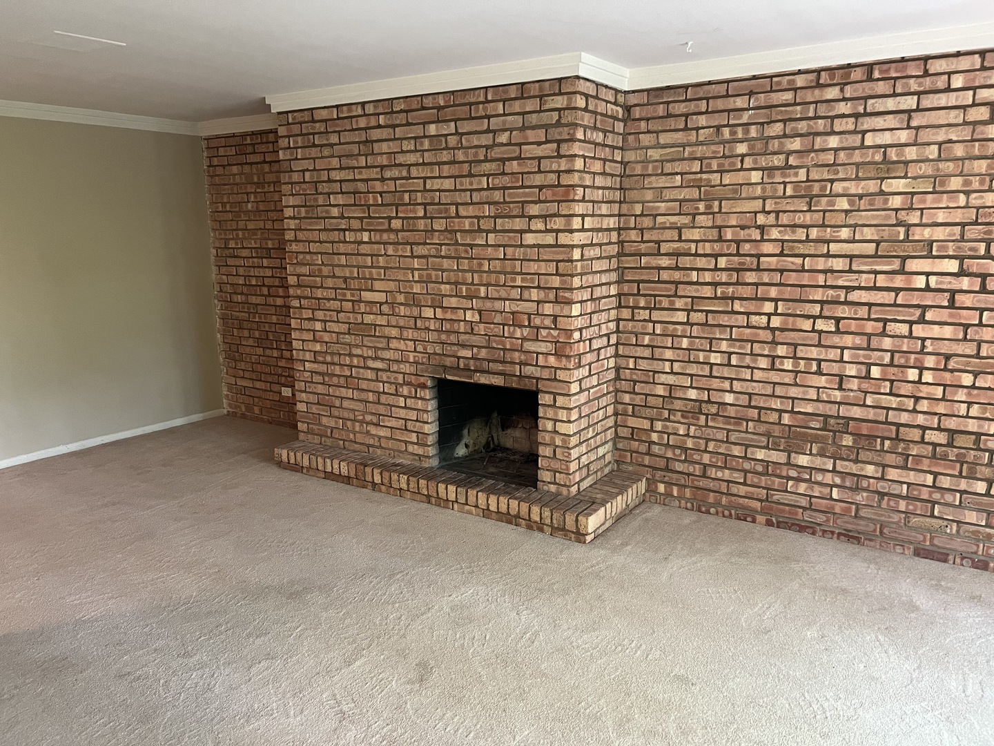 5500 Hillcrest Lane Unit: 1K