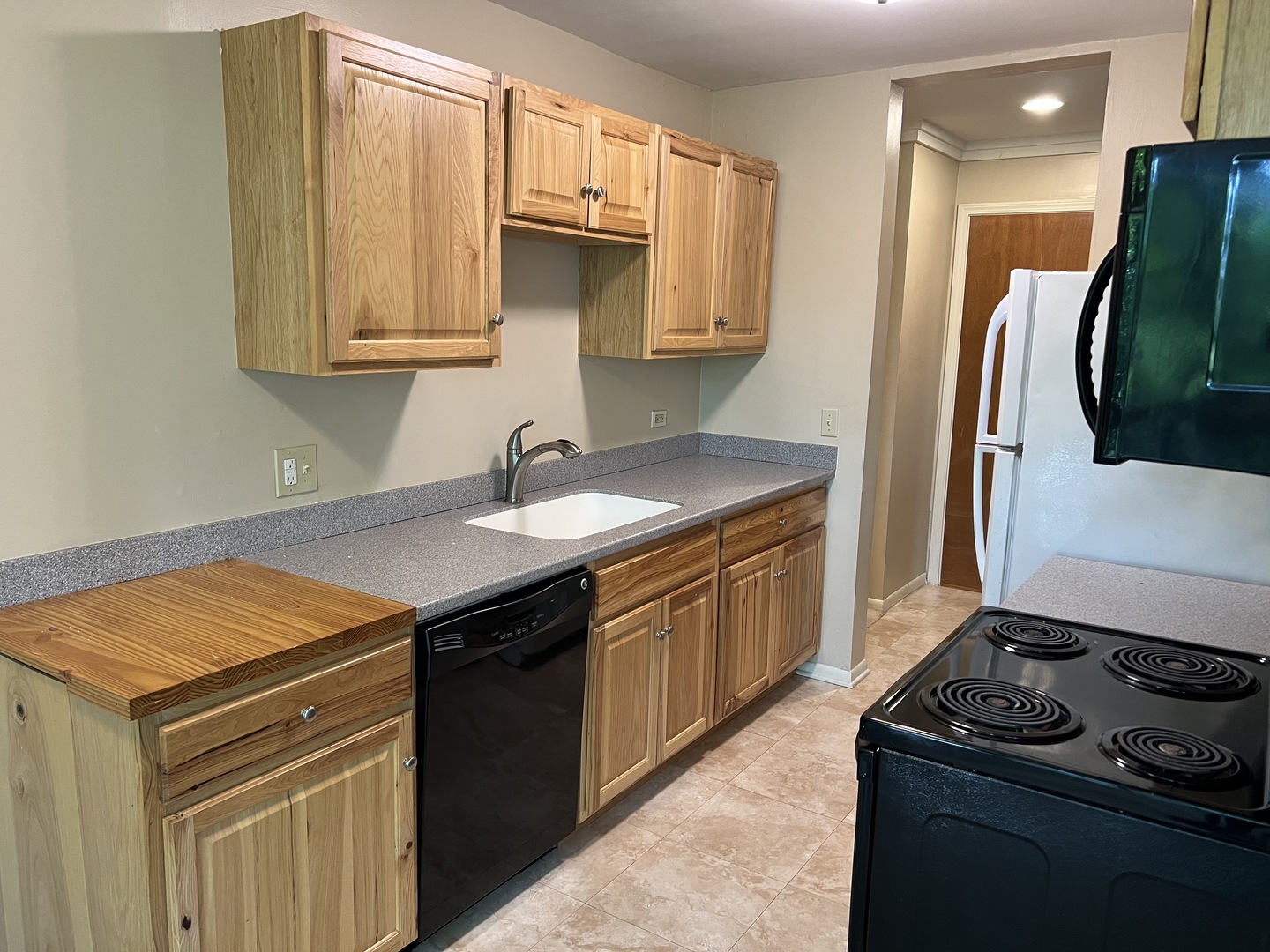 5500 Hillcrest Lane Unit: 1K