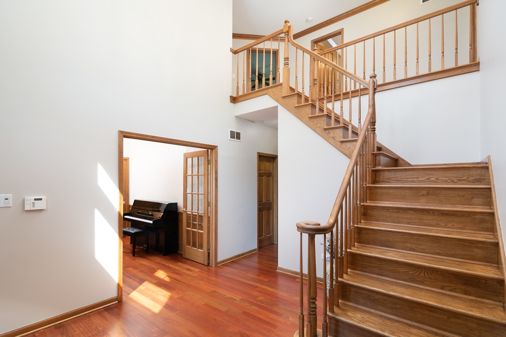 23W250 Hampton Circle