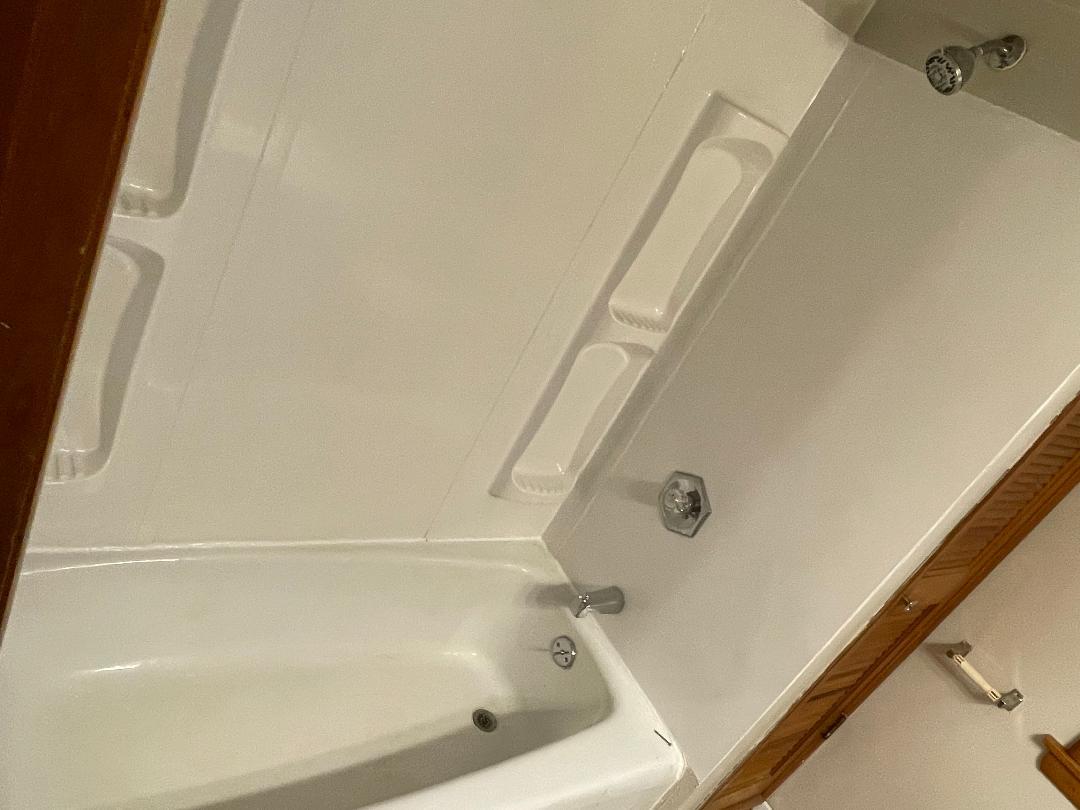 421 1/2 Buell Avenue