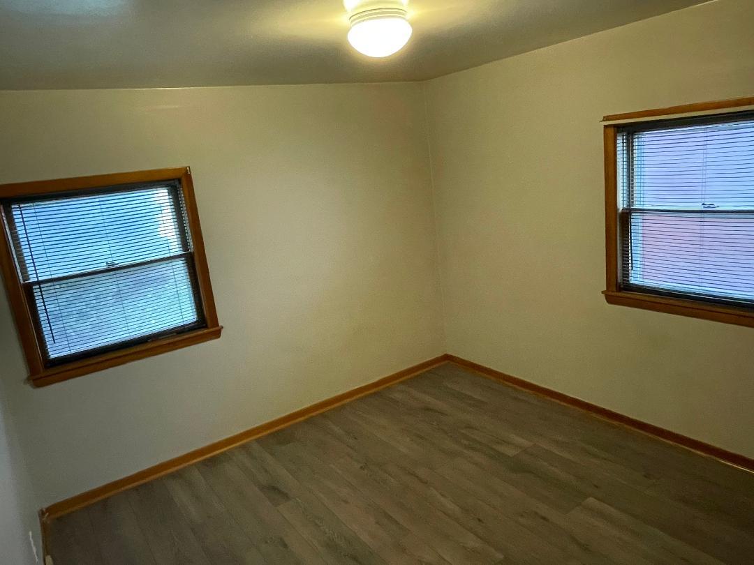 421 1/2 Buell Avenue